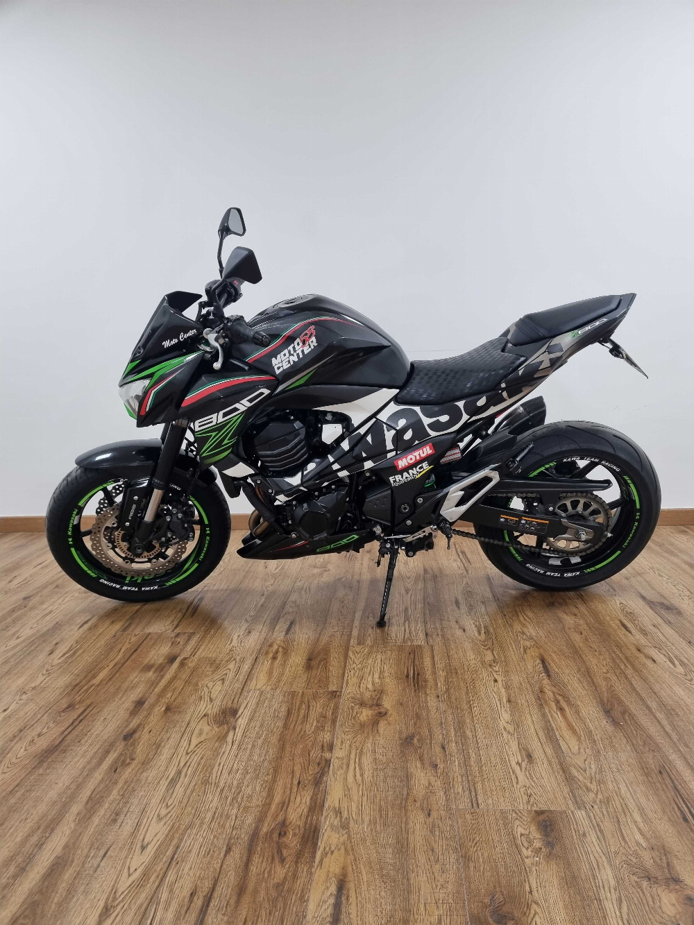 Kawasaki Z 800 ABS 2016 vue gauche