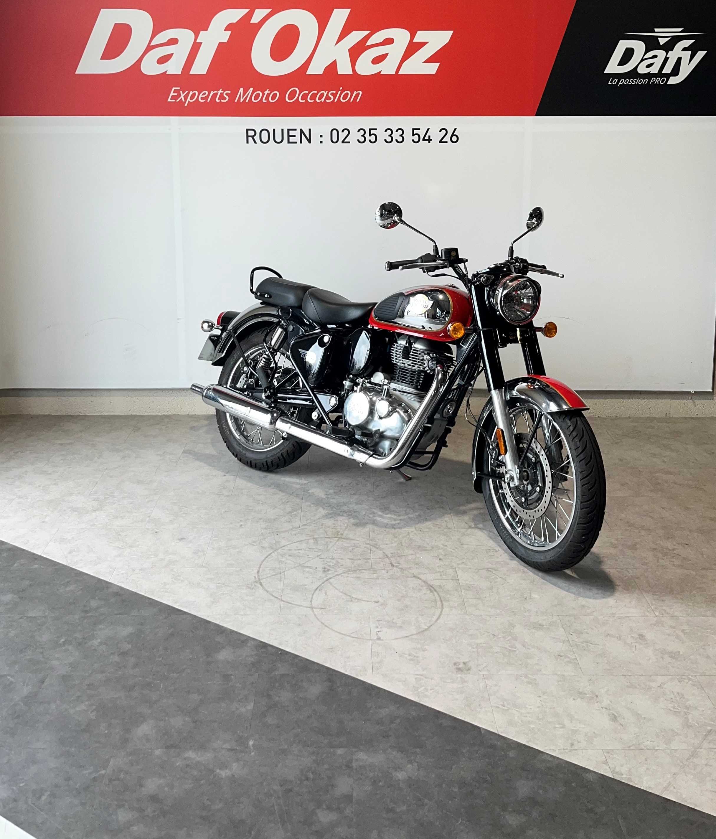 Royal Enfield METEOR 350 2022 HD vue 3/4 droite