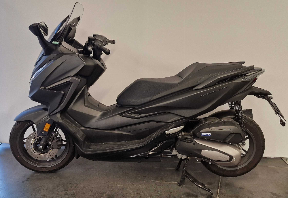 Honda NSS 125 Forza ABS 2022 vue gauche