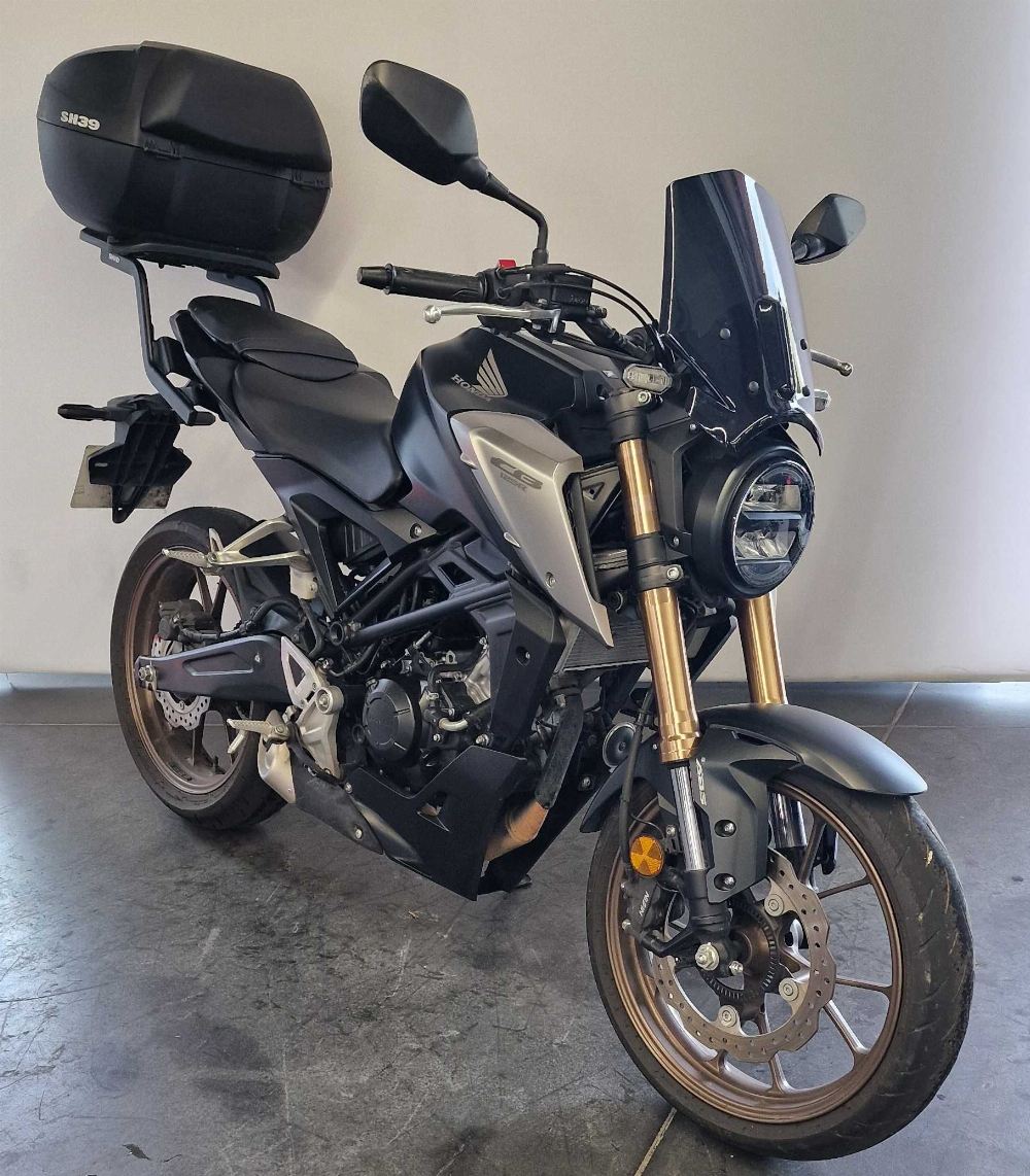 Honda CB 125 F (GLR) 2022 vue 3/4 droite