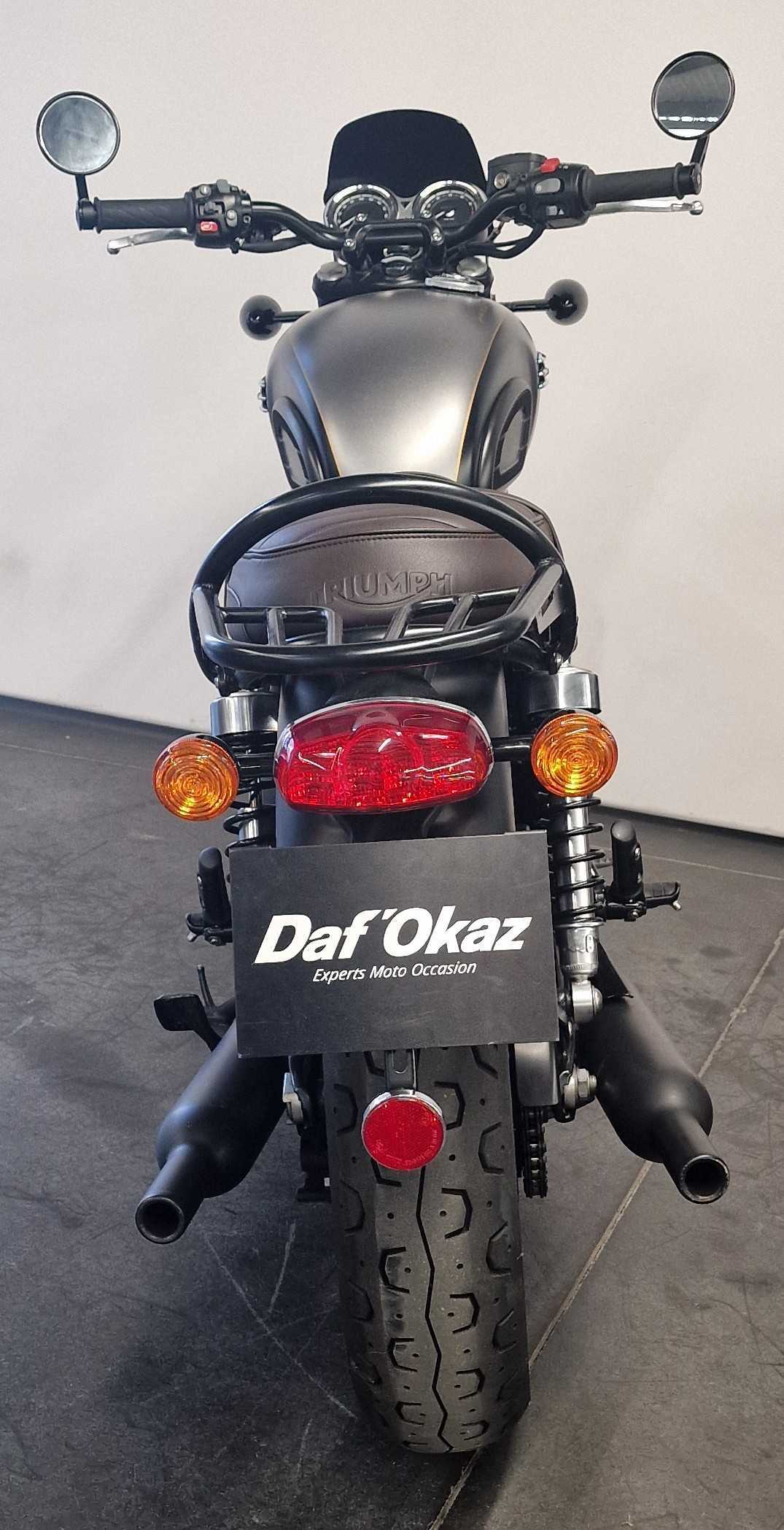 Triumph 1200 Bonneville T120 2023 HD vue arrière