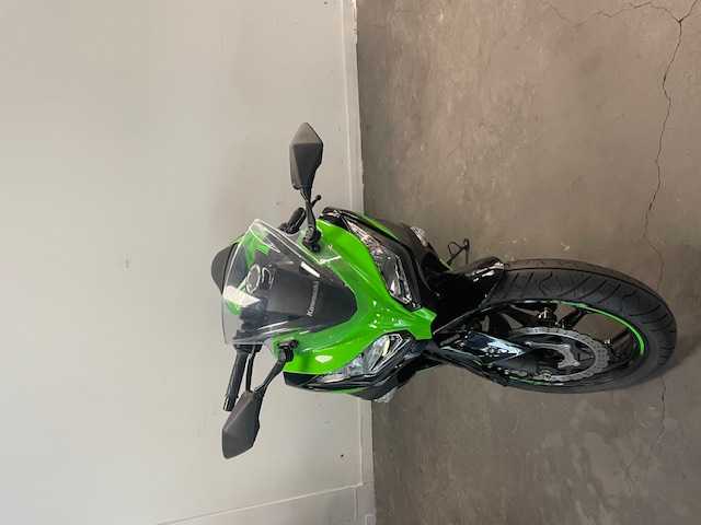Kawasaki EX 300 Ninja R ABS 2016 vue avant