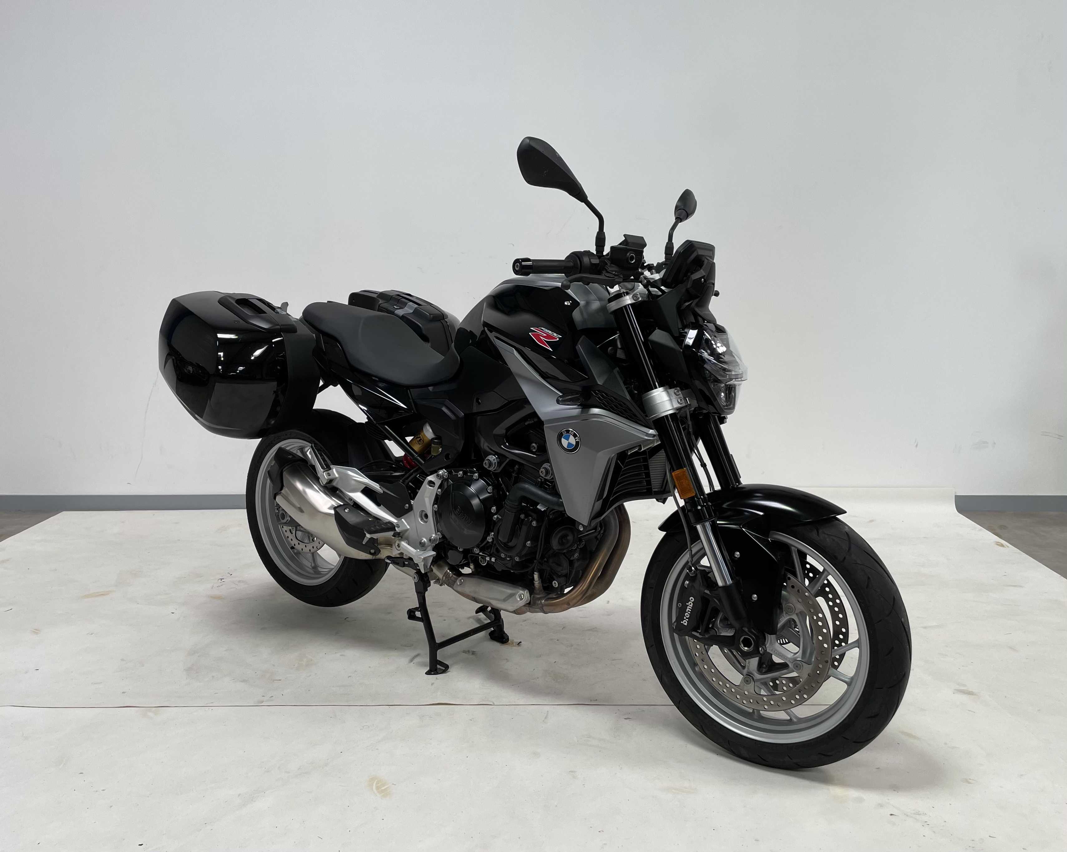 BMW F 900 R 2020 HD vue 3/4 droite