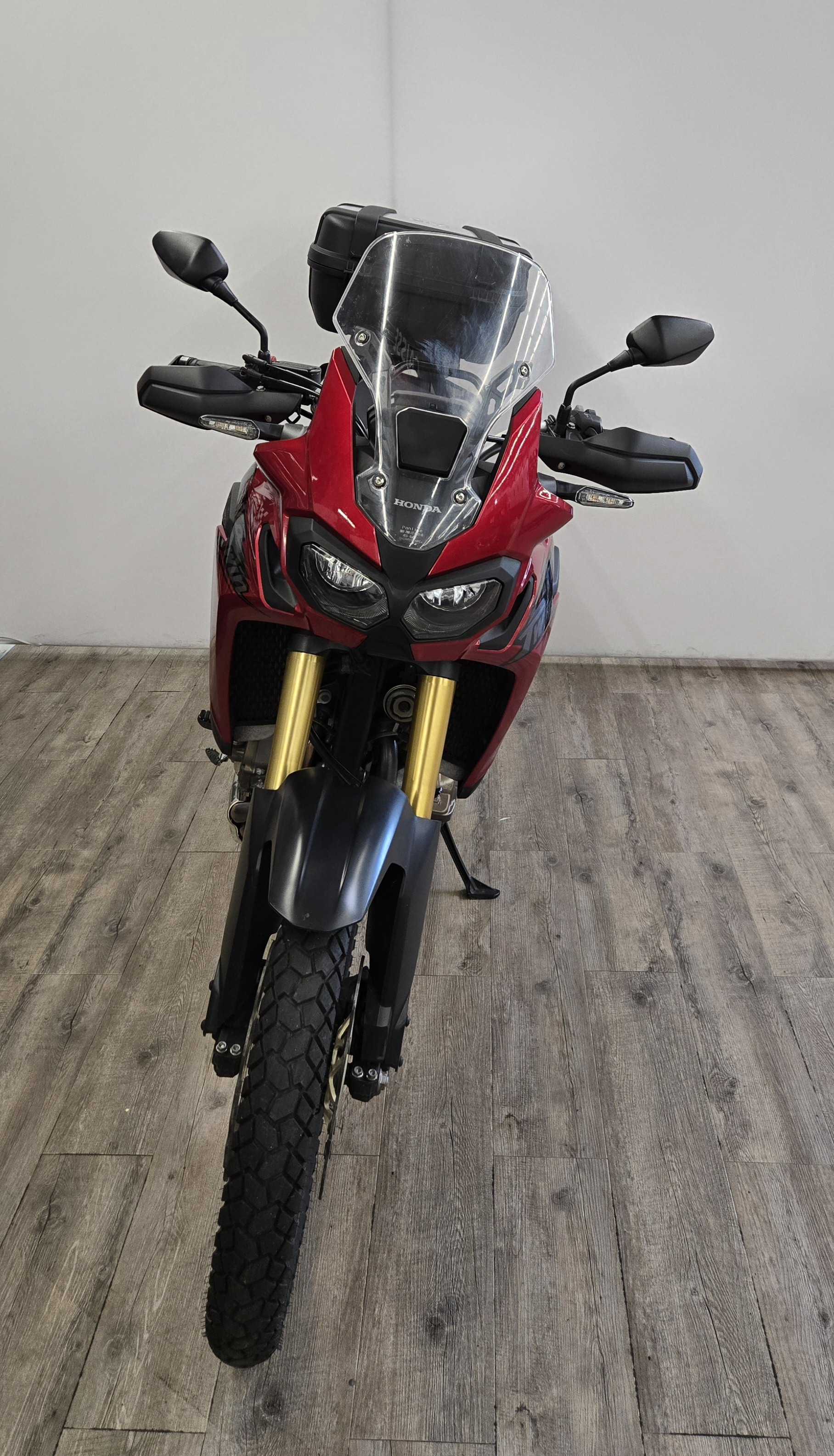 Honda CRF 1000 L Africa Twin 2018 HD vue avant