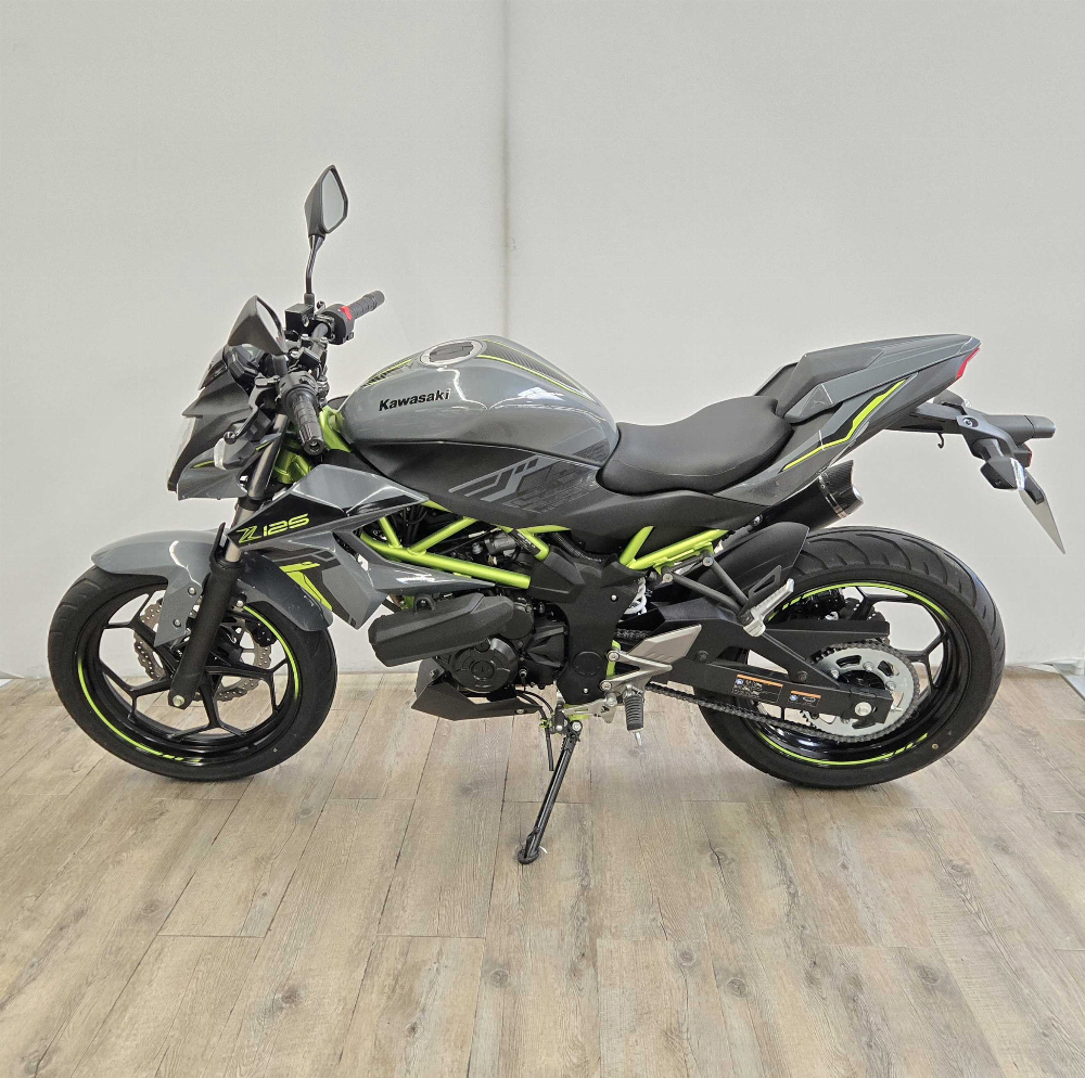 Kawasaki Z 125 2022 vue gauche