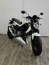 Aperçu Suzuki SFV 650 Gladius 2013 vue 3/4 droite
