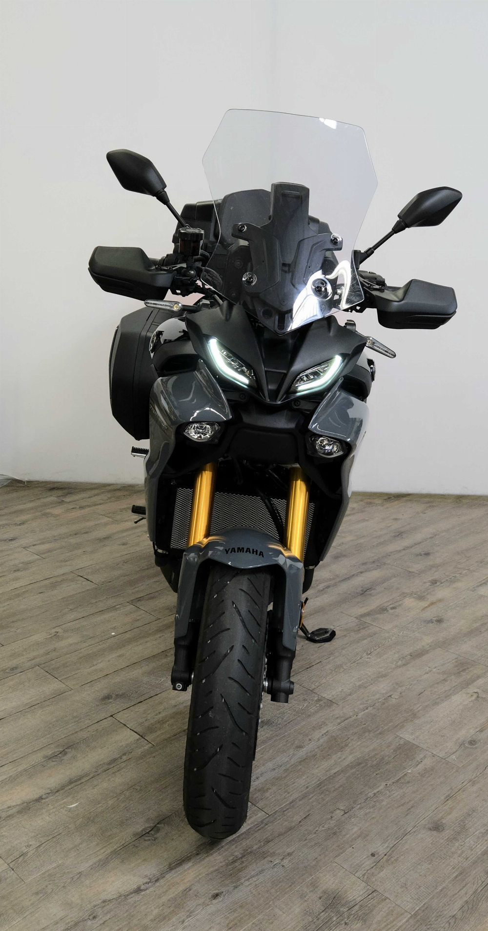 Yamaha Tracer 900 GT 2023 vue avant