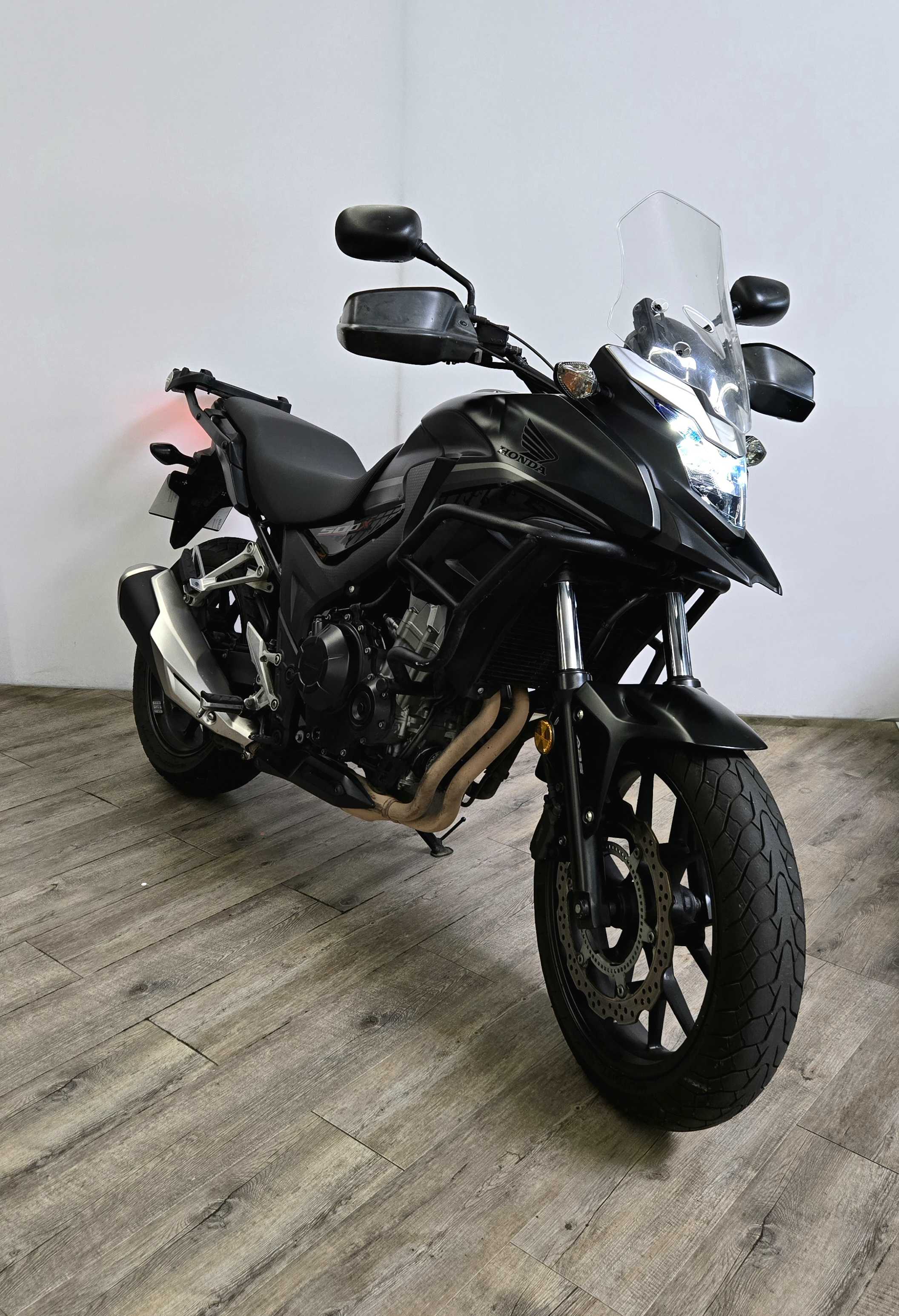 Honda CB 500 X ABS 2018 HD vue 3/4 droite