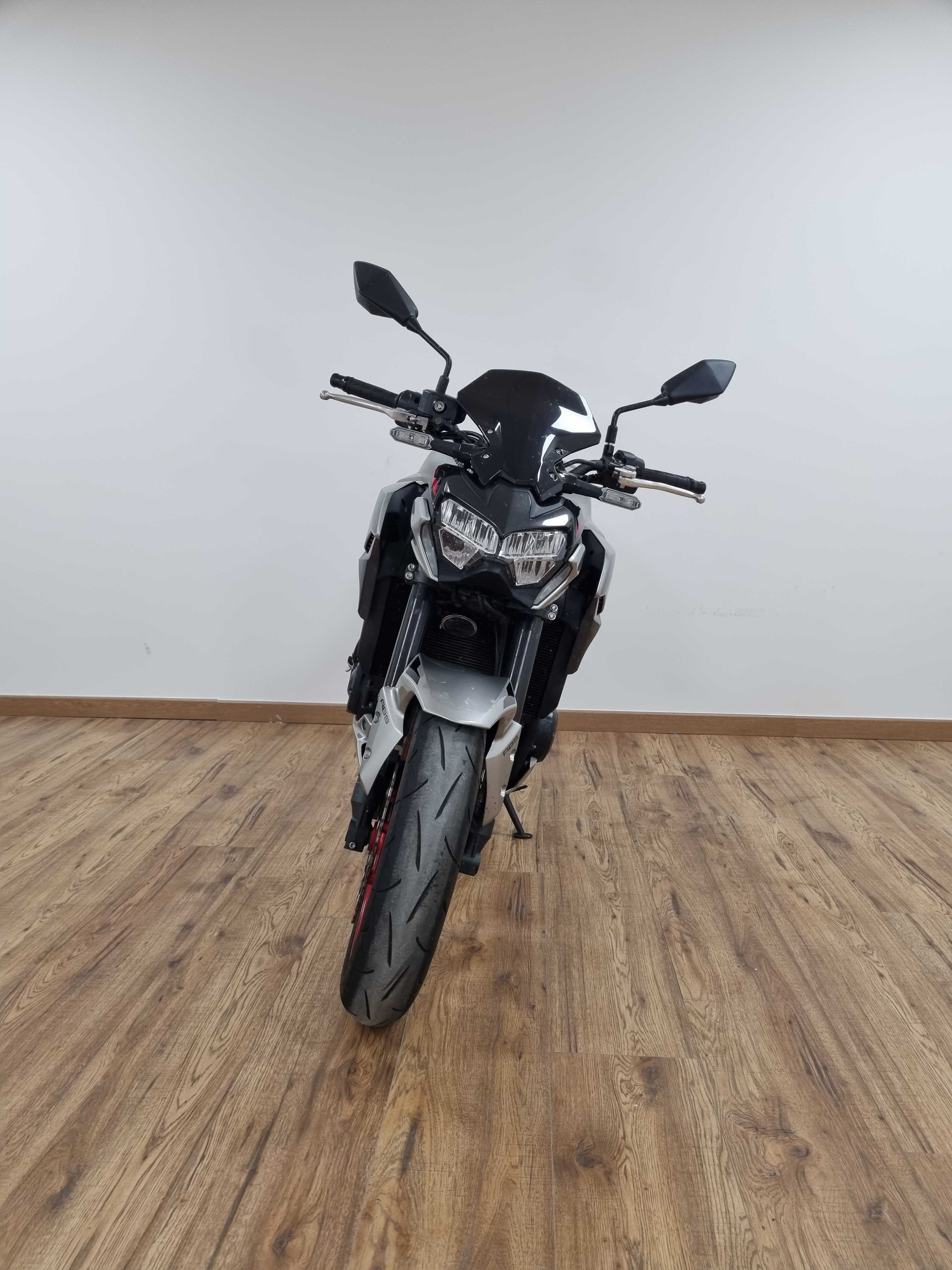 Kawasaki Z 900 Performance 2022 HD vue avant