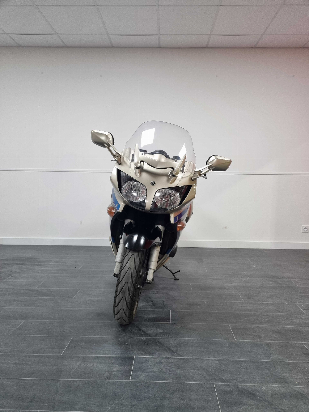 Yamaha FJR 1300 A 2010 vue avant