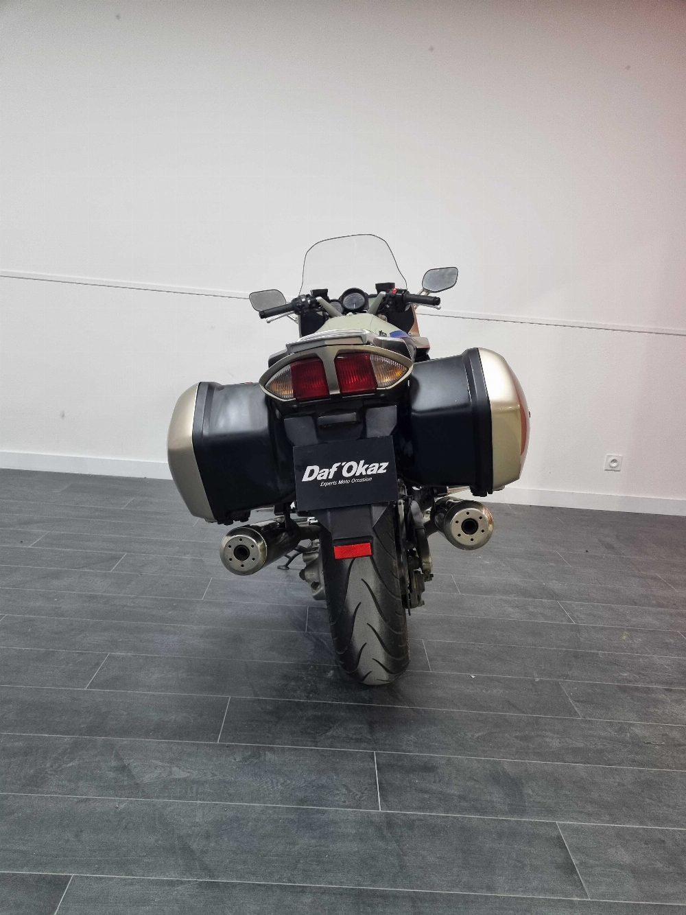 Yamaha FJR 1300 A 2010 vue arrière