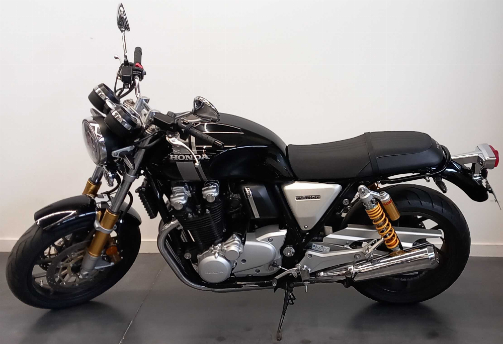 Triumph CB 1100 2019 vue gauche