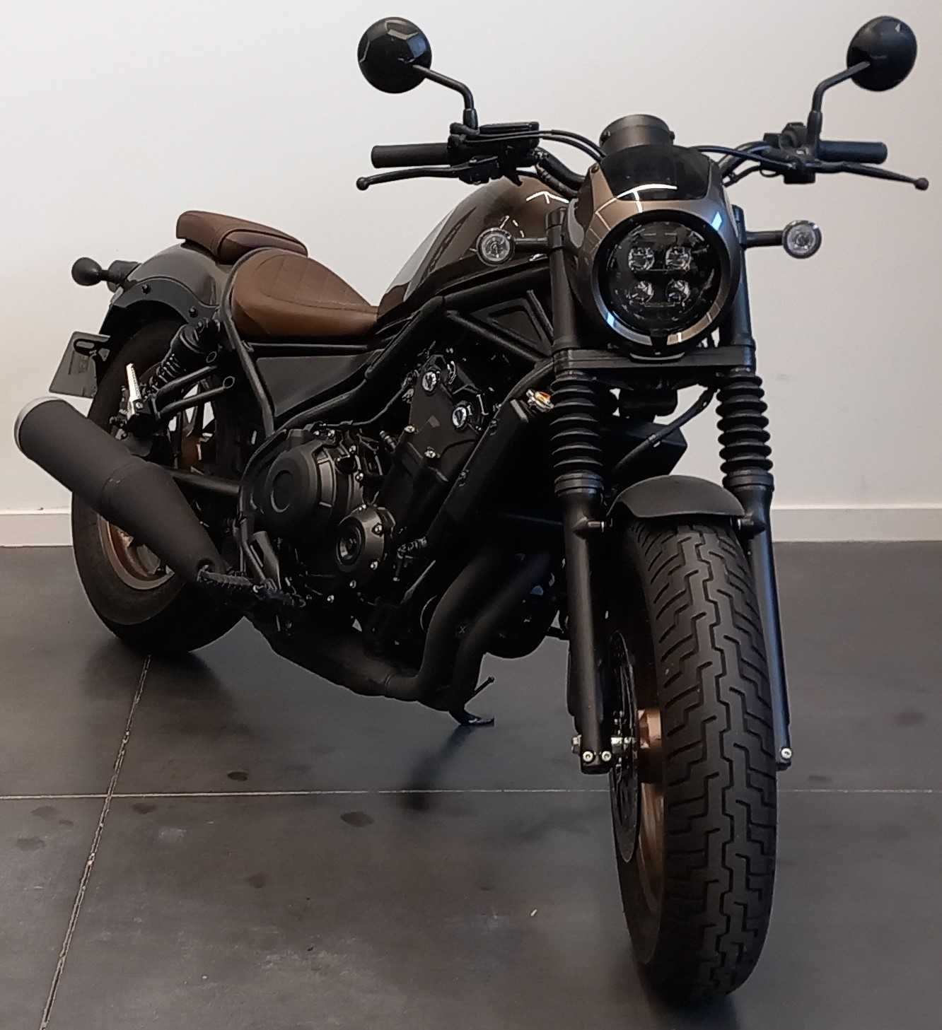 Honda CMX 500 Rebel Edition "S" 2023 HD vue 3/4 droite