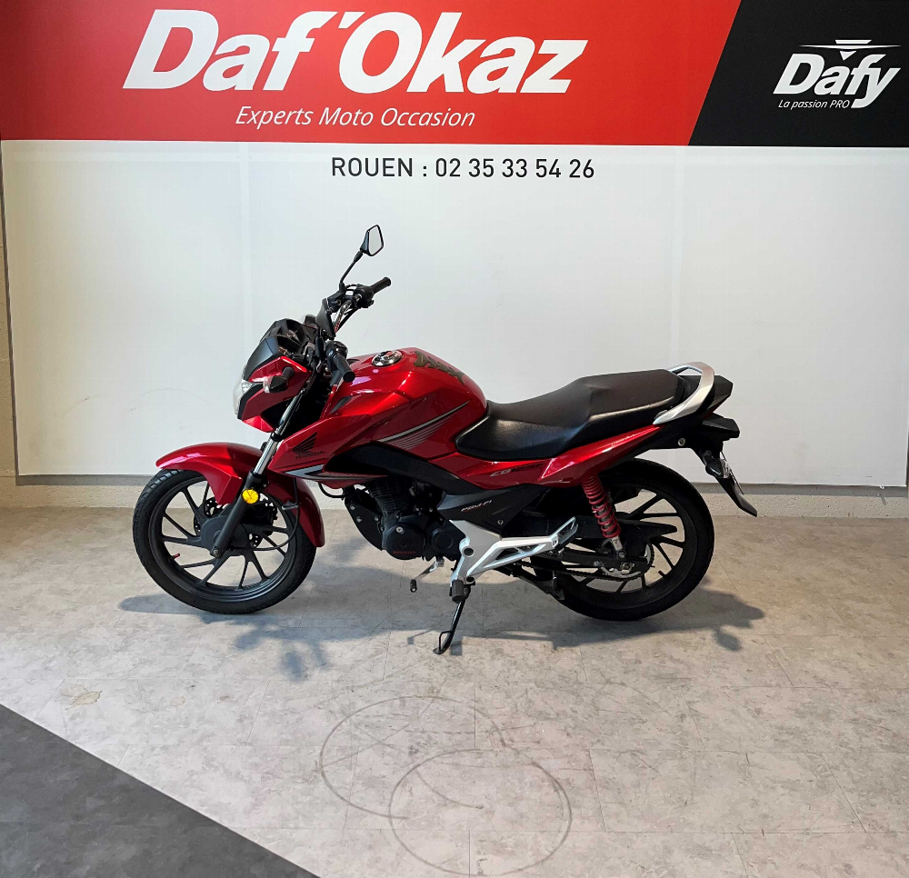 Honda CB 125 F (GLR) 2017 vue gauche
