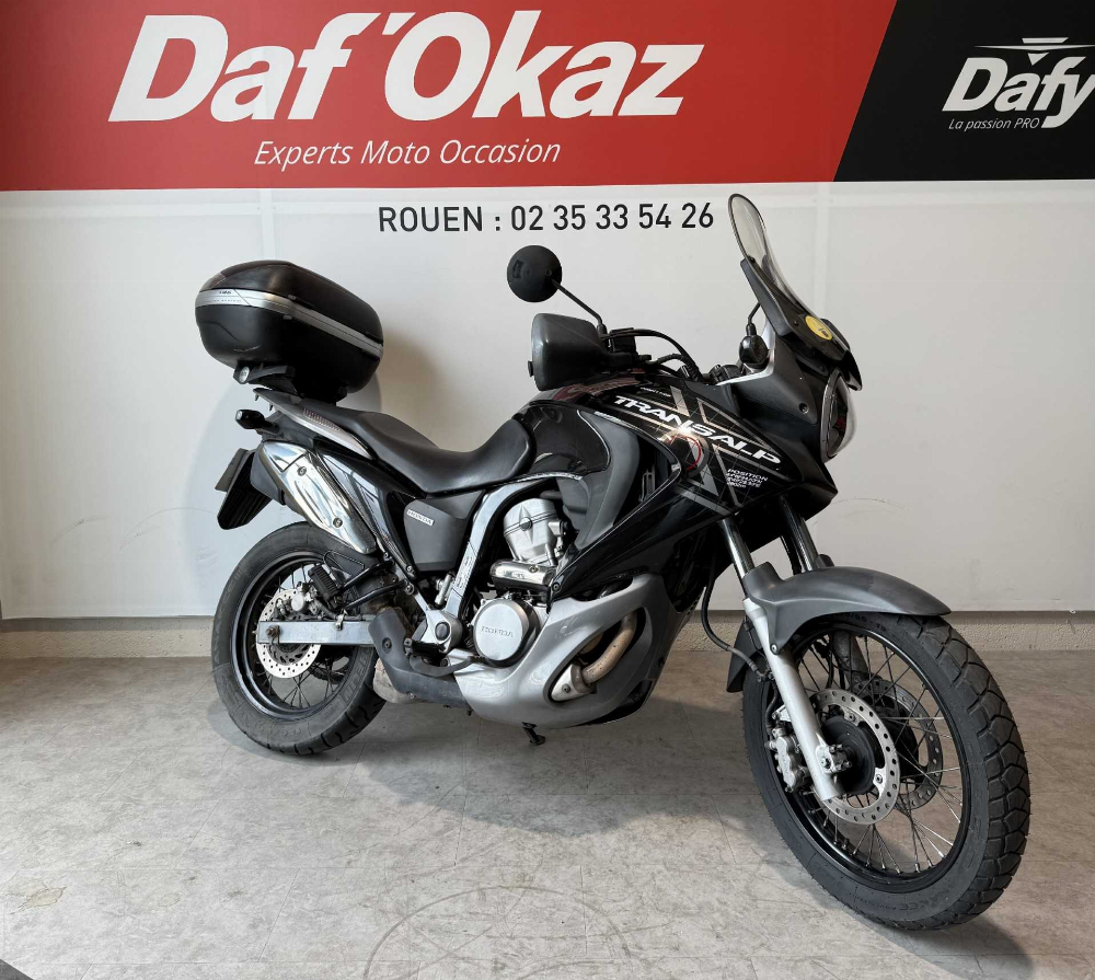 Honda XL 700 V Transalp ABS 2012 vue 3/4 droite