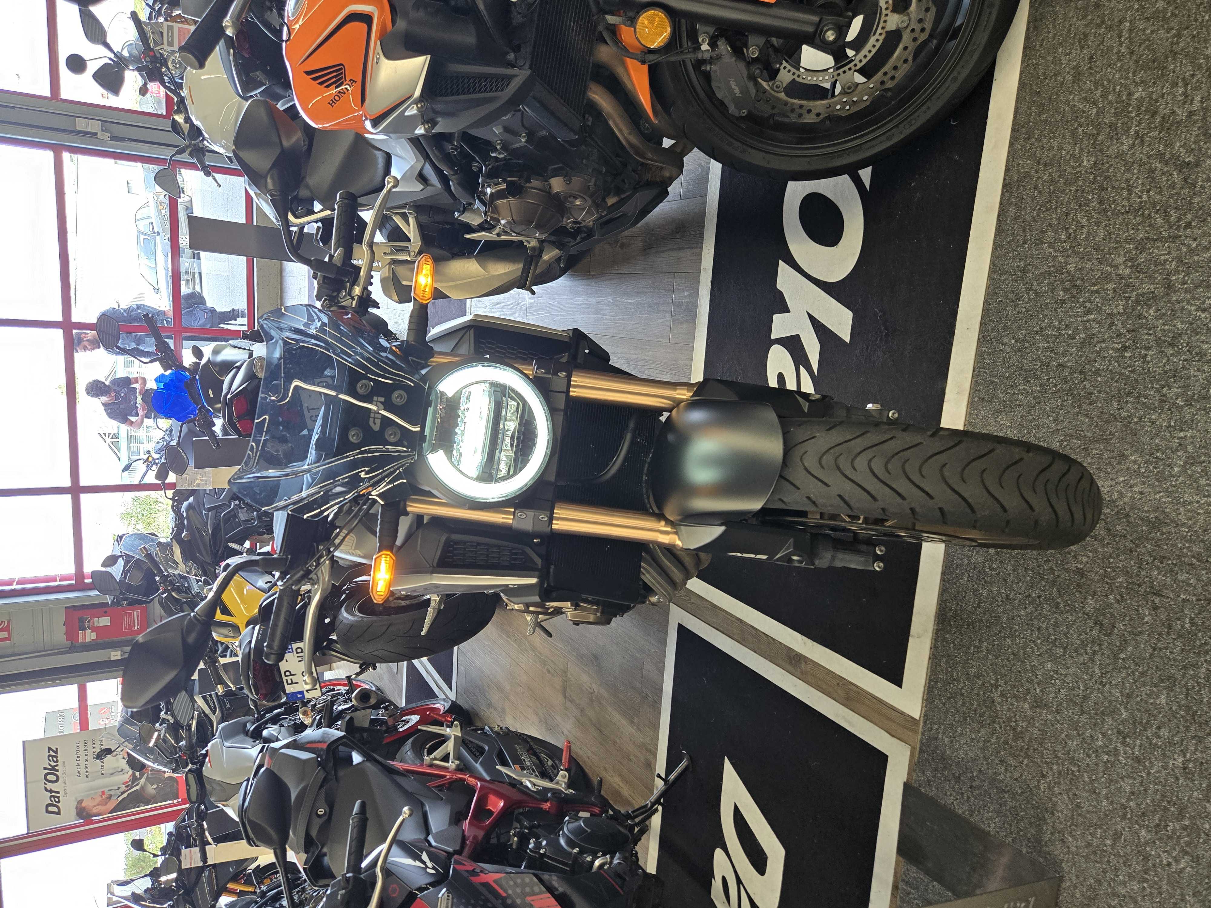 Honda CB 650 R 2021 HD vue avant