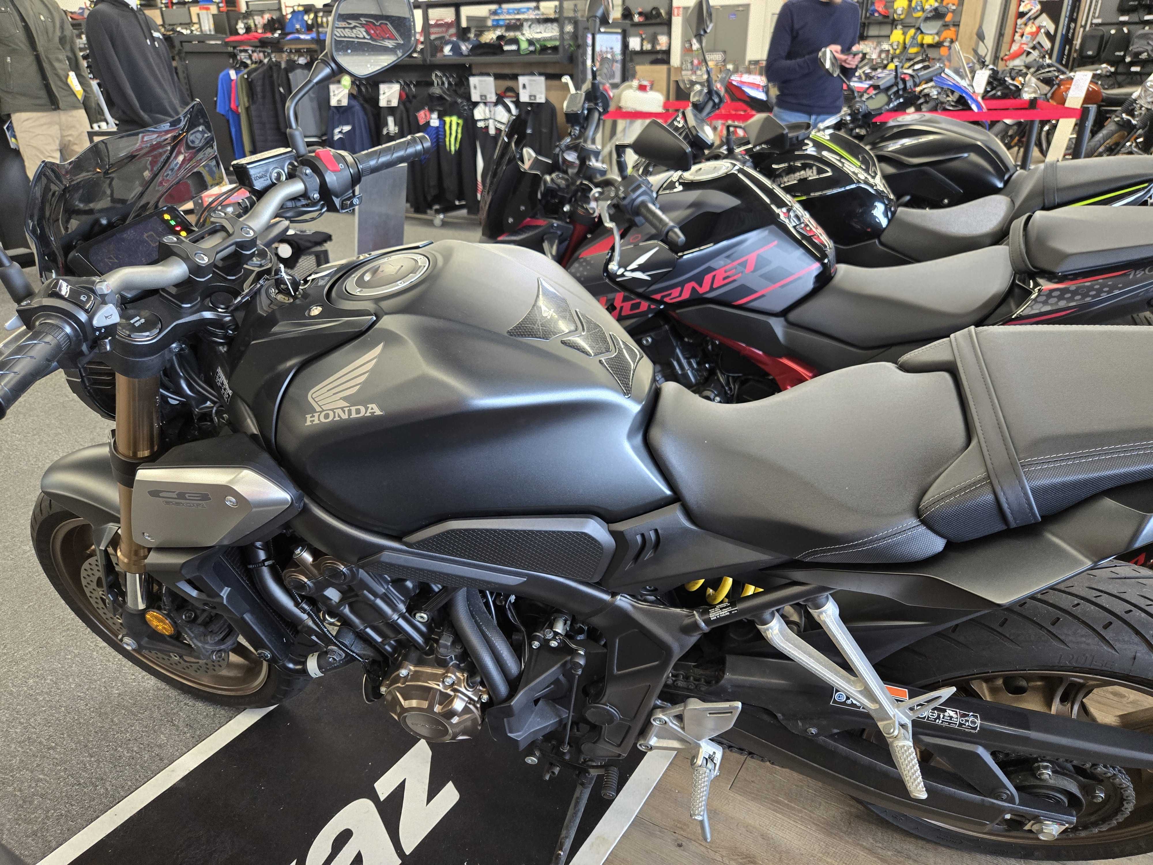 Honda CB 650 R 2021 HD vue gauche