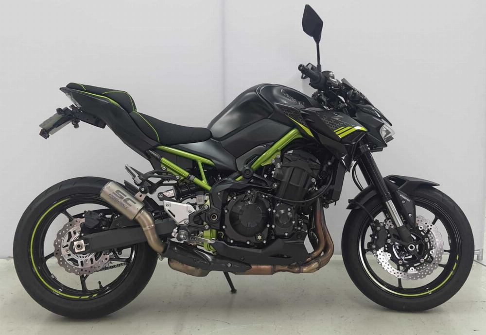 Kawasaki Z 900 2021 vue gauche