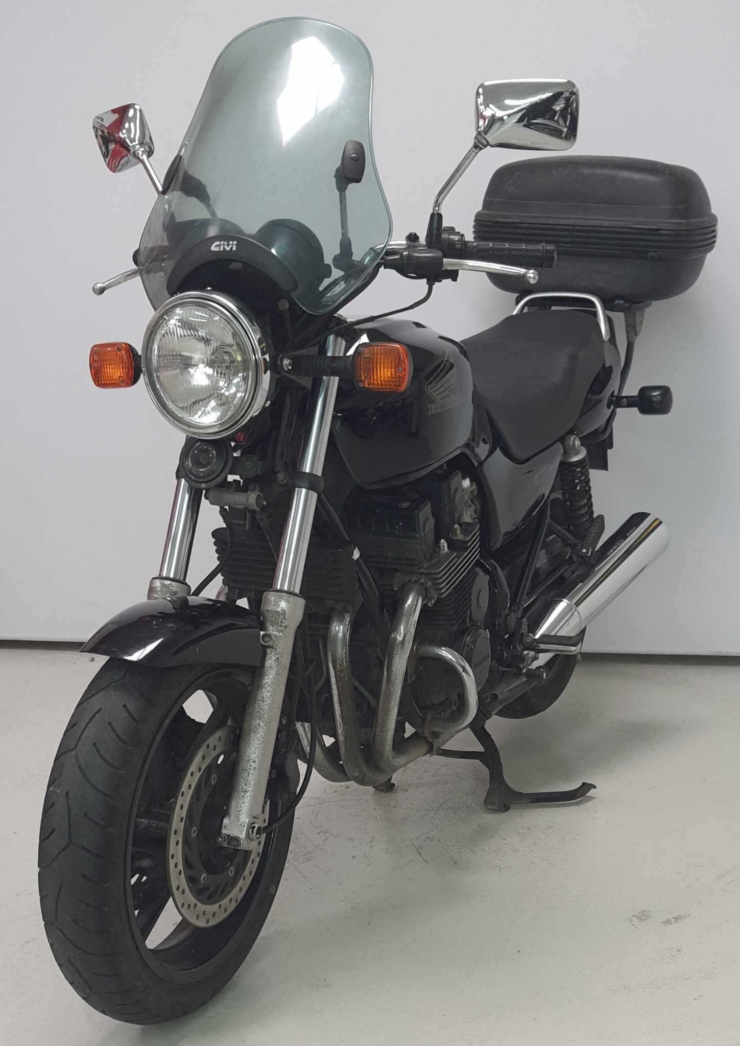 Honda CB 750 F2 Seven Fifty 2002 HD vue 3/4 droite