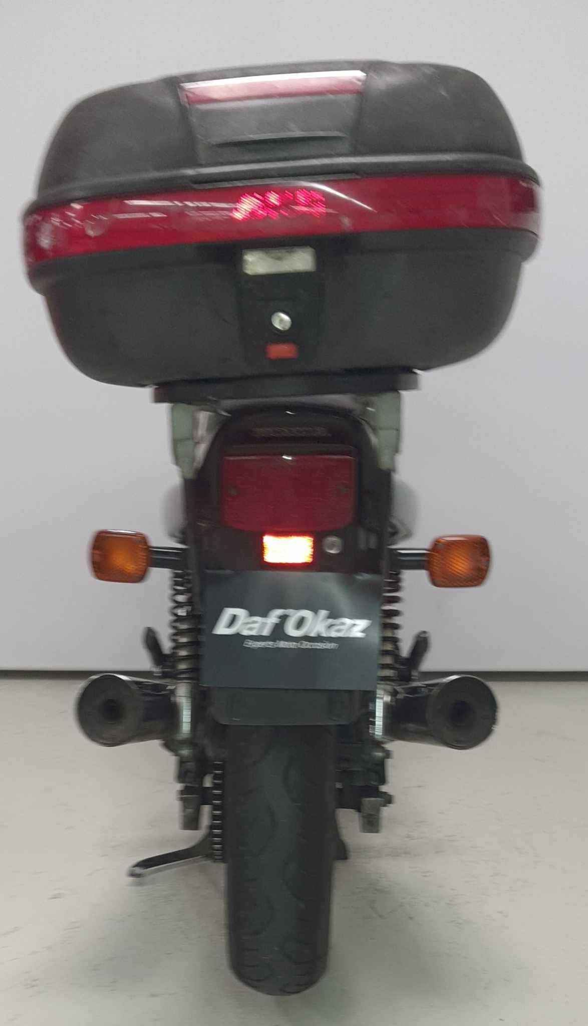 Honda CB 750 F2 Seven Fifty 2002 HD vue arrière