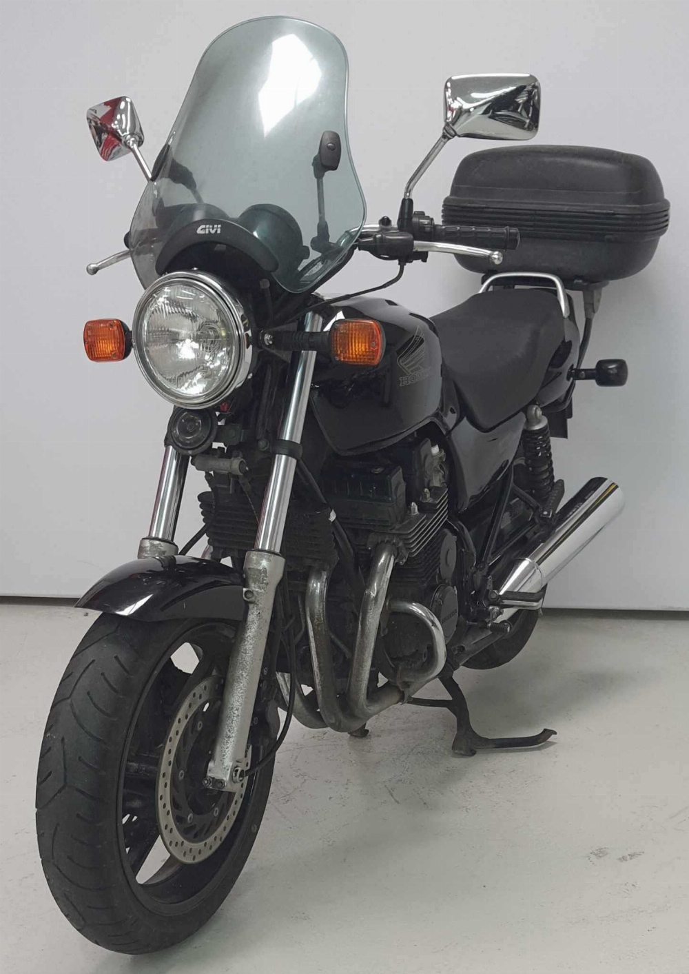 Honda CB 750 F2 Seven Fifty 2002 vue 3/4 droite