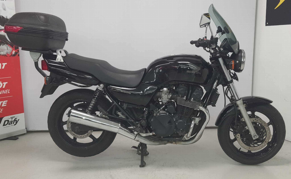 Honda CB 750 F2 Seven Fifty 2002 vue gauche