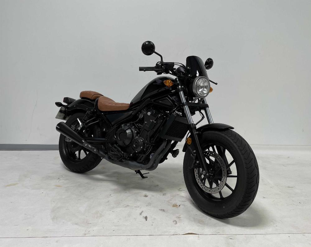 Honda CMX 500 Rebel 2018 vue 3/4 droite