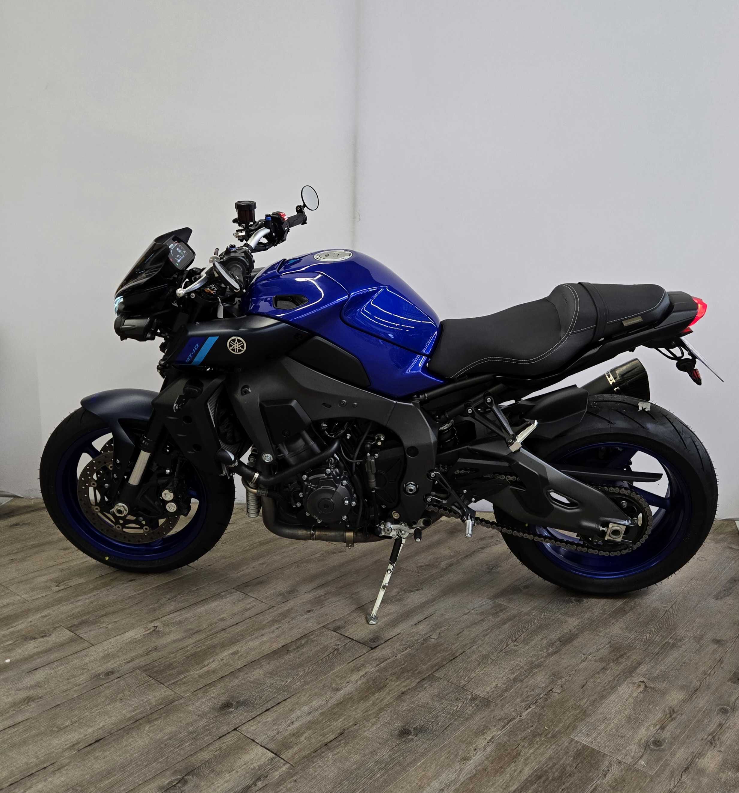 Yamaha MT-10 2022 HD vue gauche