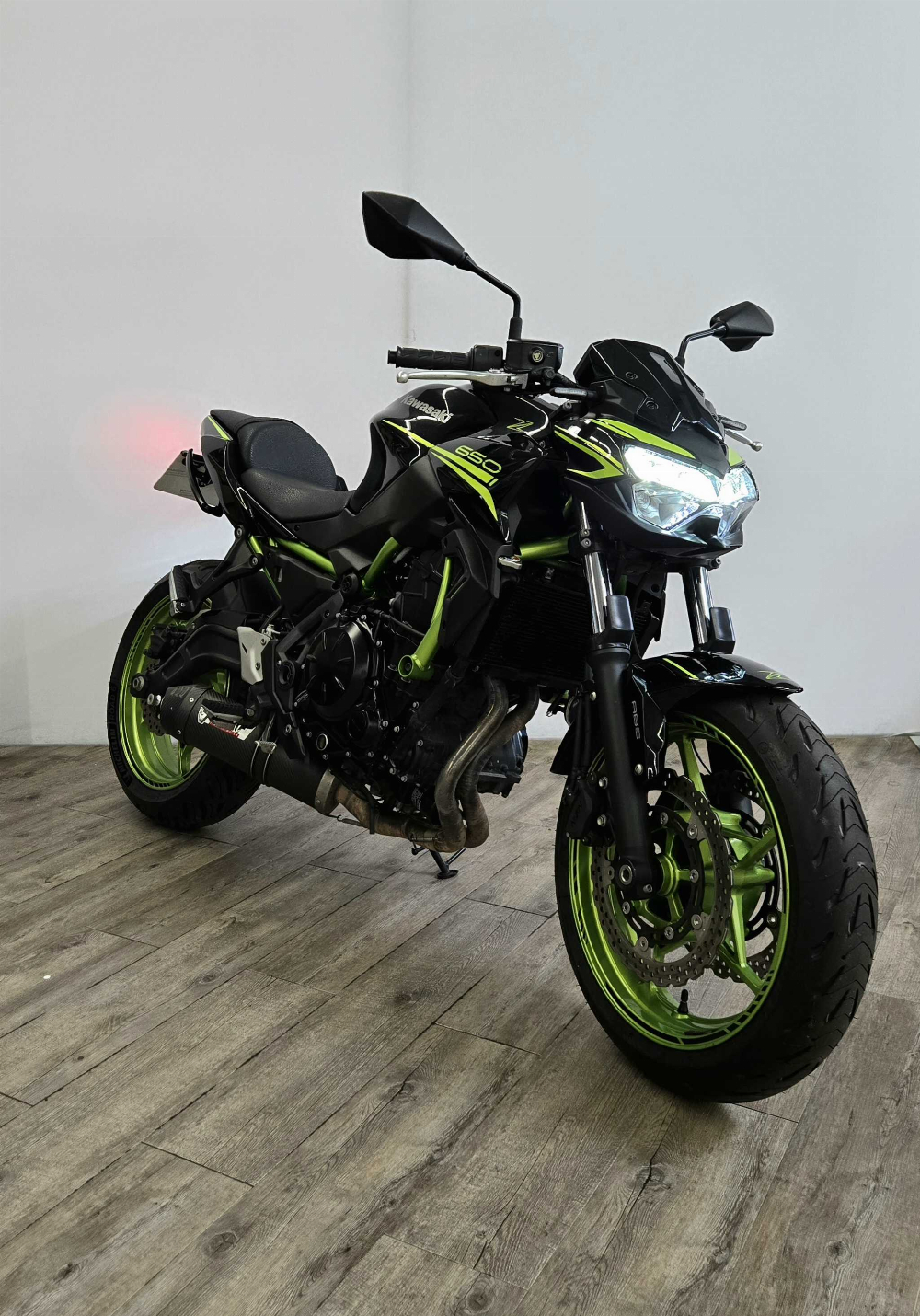 Kawasaki Z 650 2021 vue 3/4 droite