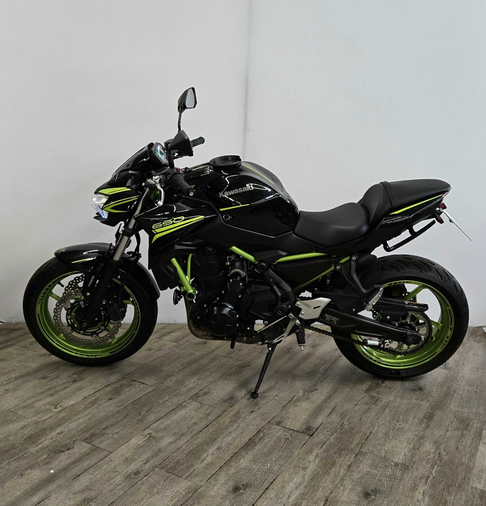 Kawasaki Z 650 2021 vue gauche