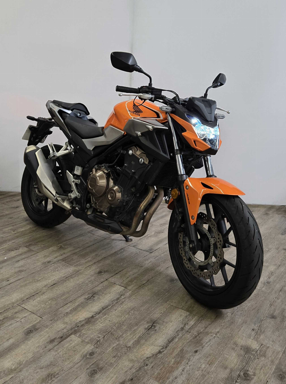 Honda CB 500 F ABS 2020 vue 3/4 droite