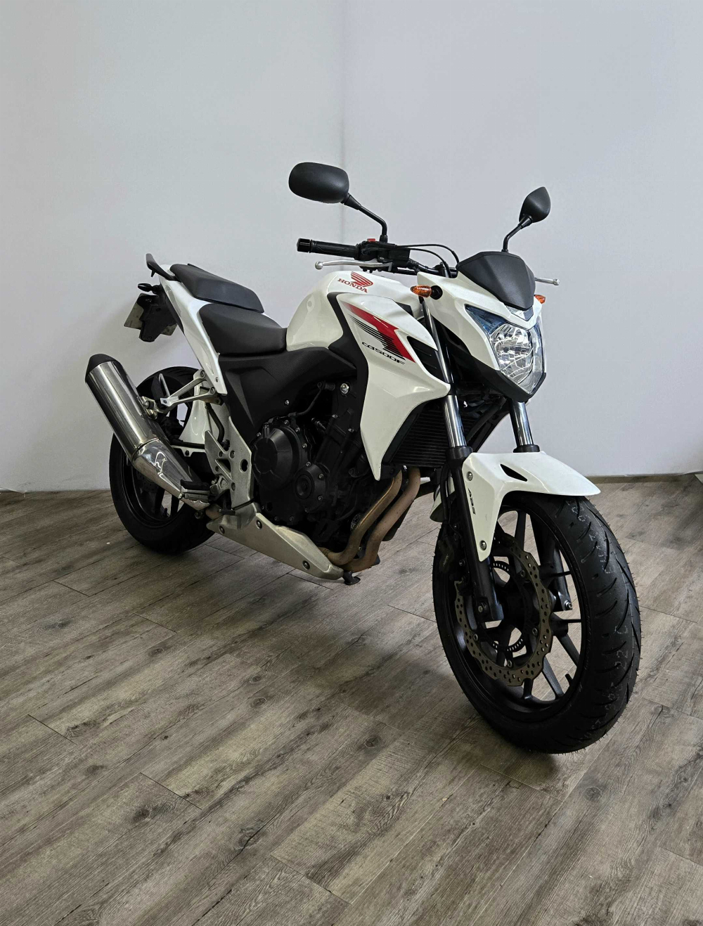 Honda CB 500 F ABS 2014 vue 3/4 droite
