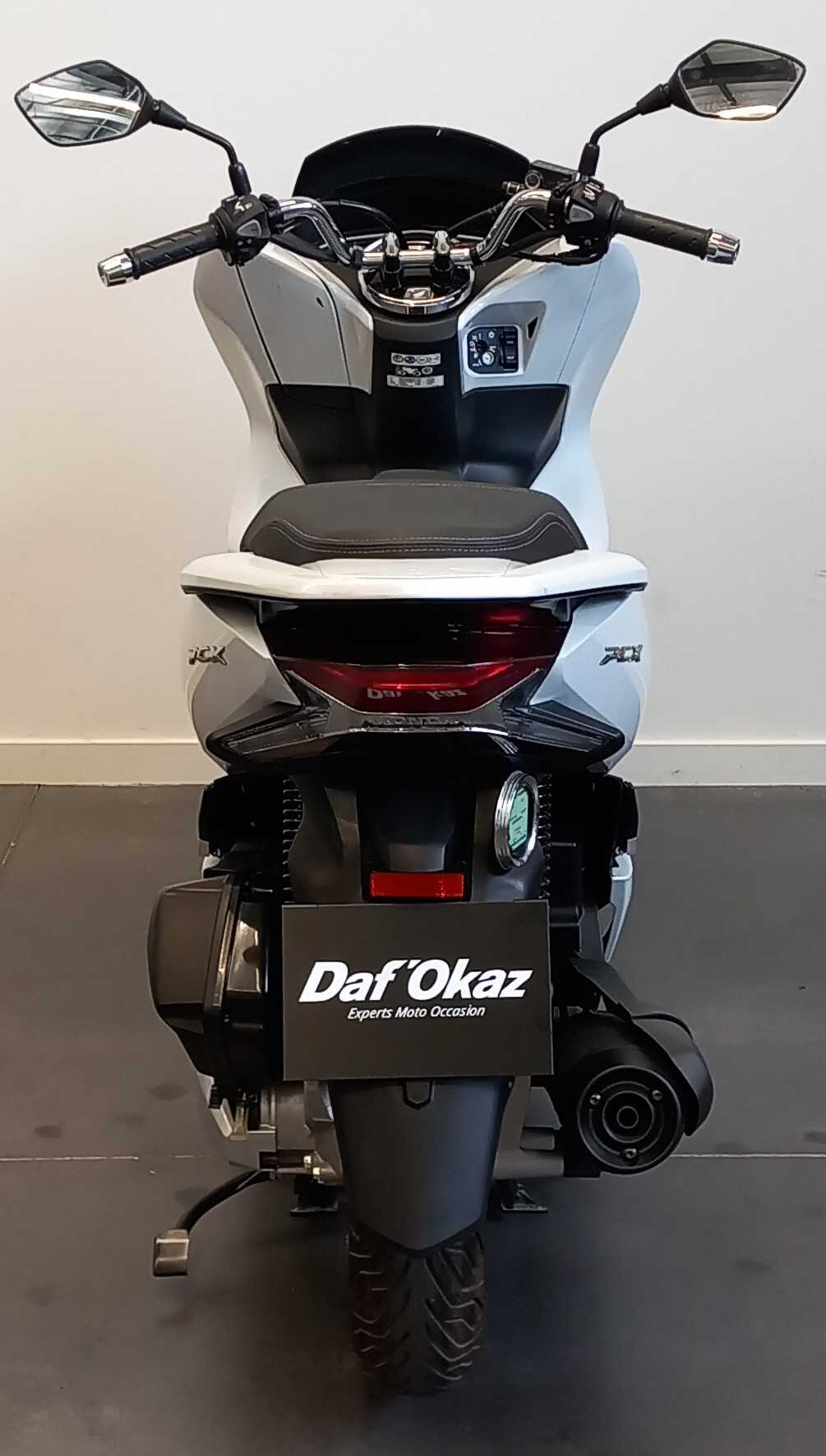 Honda PCX 125 2022 HD vue arrière