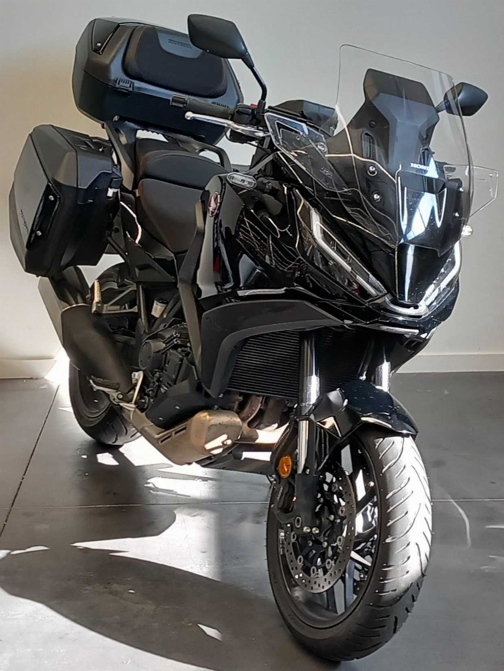 Honda NT 1100 DCT 2022 vue 3/4 droite
