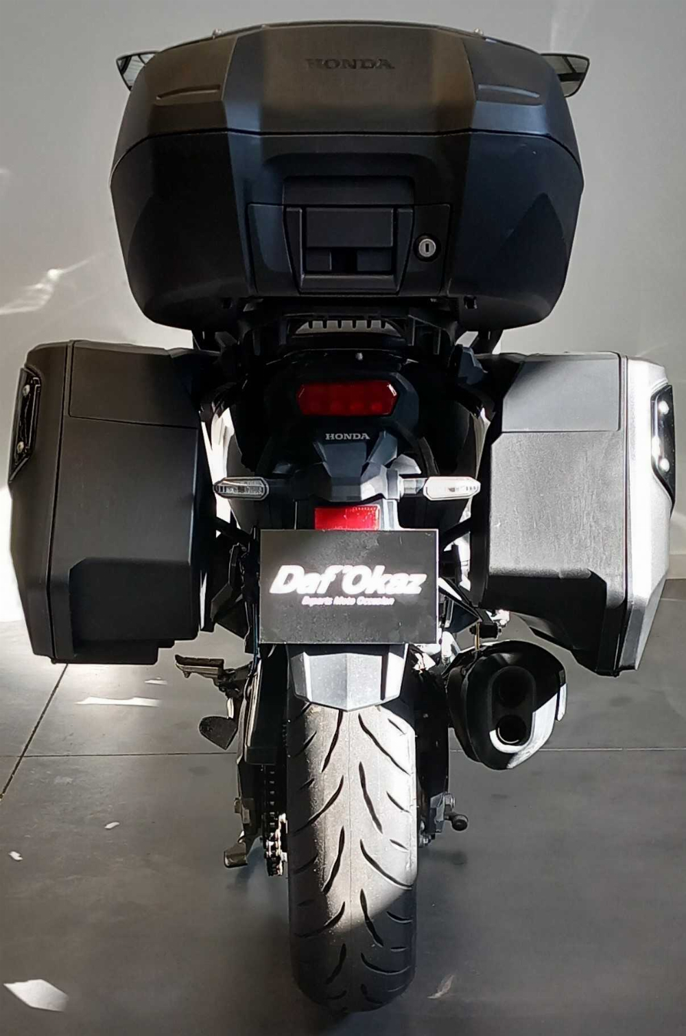 Honda NT 1100 DCT 2022 vue arrière