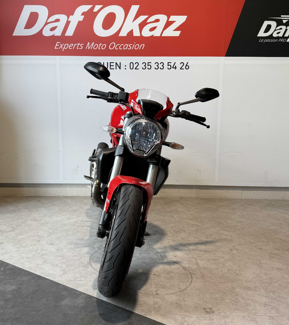 Ducati 821 Monster 2017 vue avant