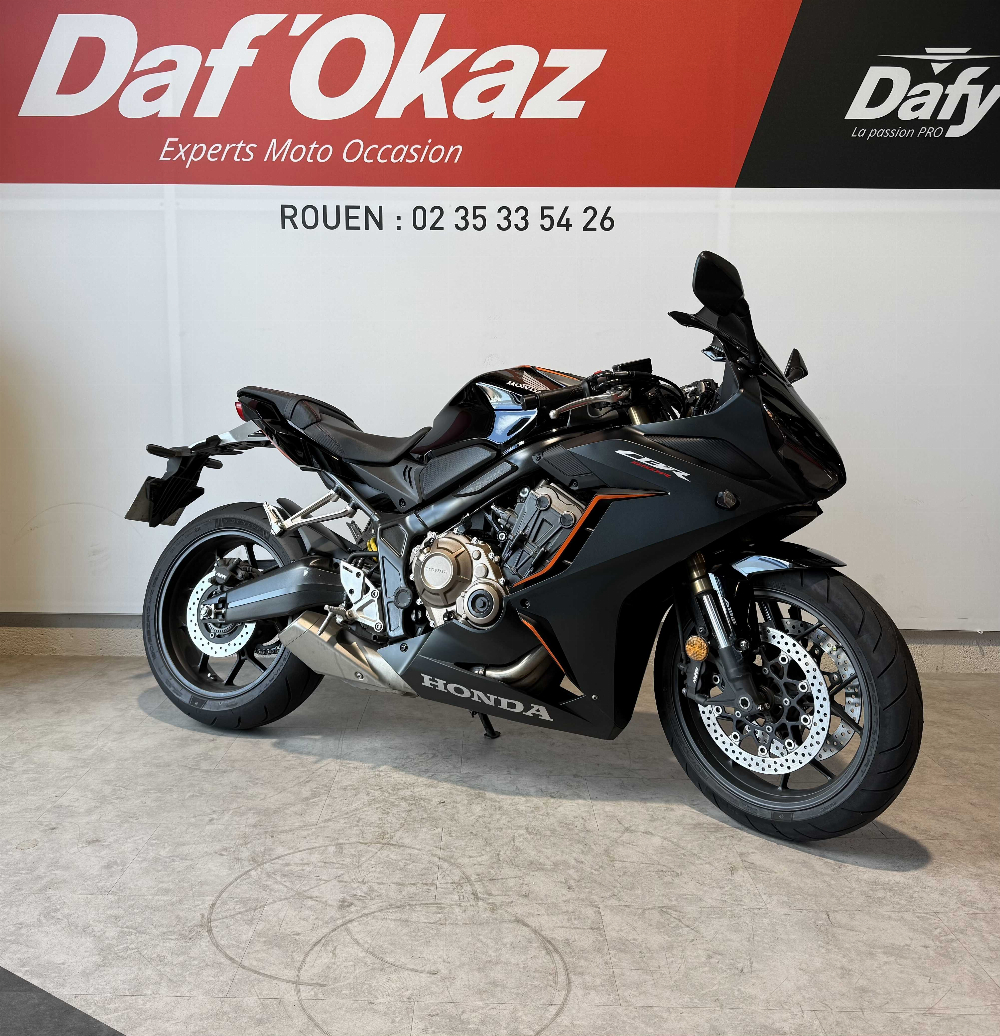 Honda CBR 650 R ABS 2022 vue 3/4 droite