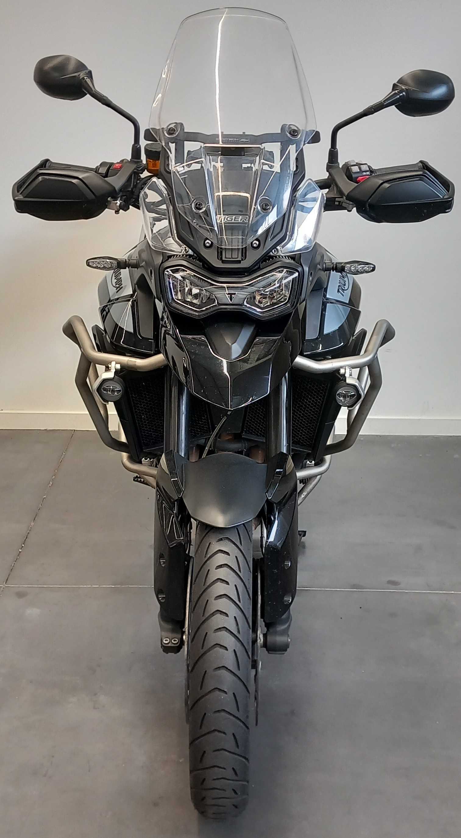 Triumph 900 Tiger GT Pro 2020 HD vue avant