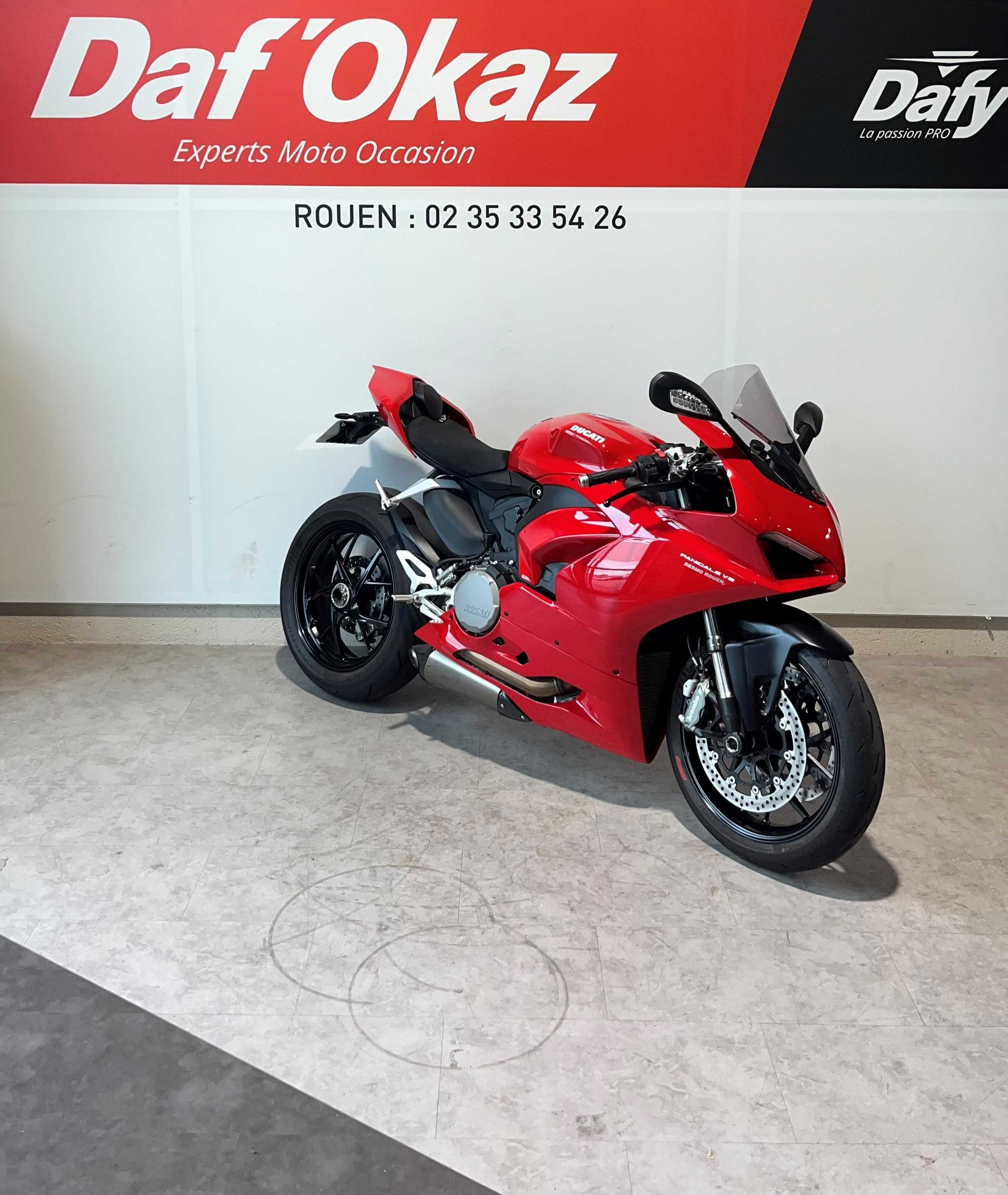 Ducati 955 PANIGALE V2 V2 2022 HD vue 3/4 droite