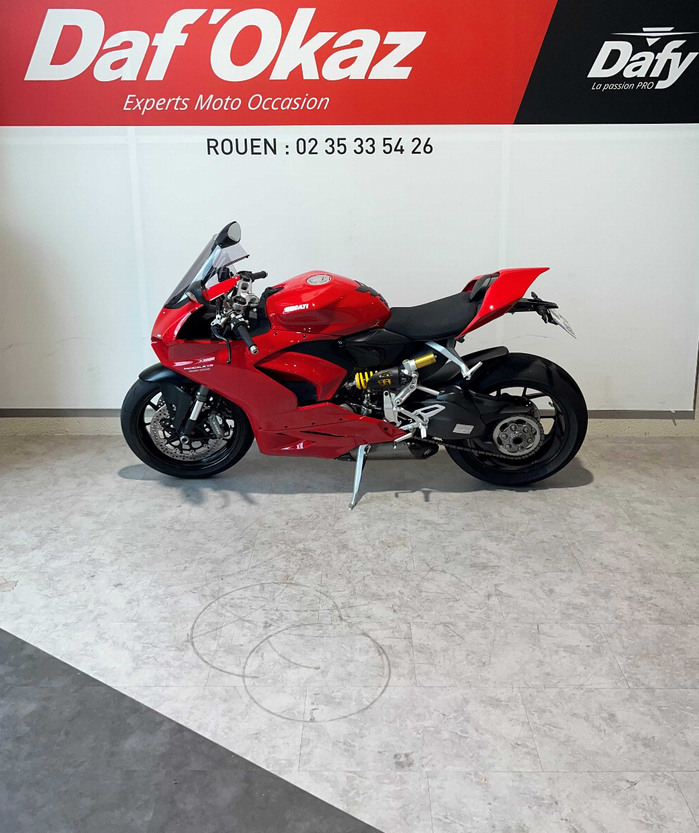 Ducati 955 PANIGALE V2 V2 2022 vue gauche