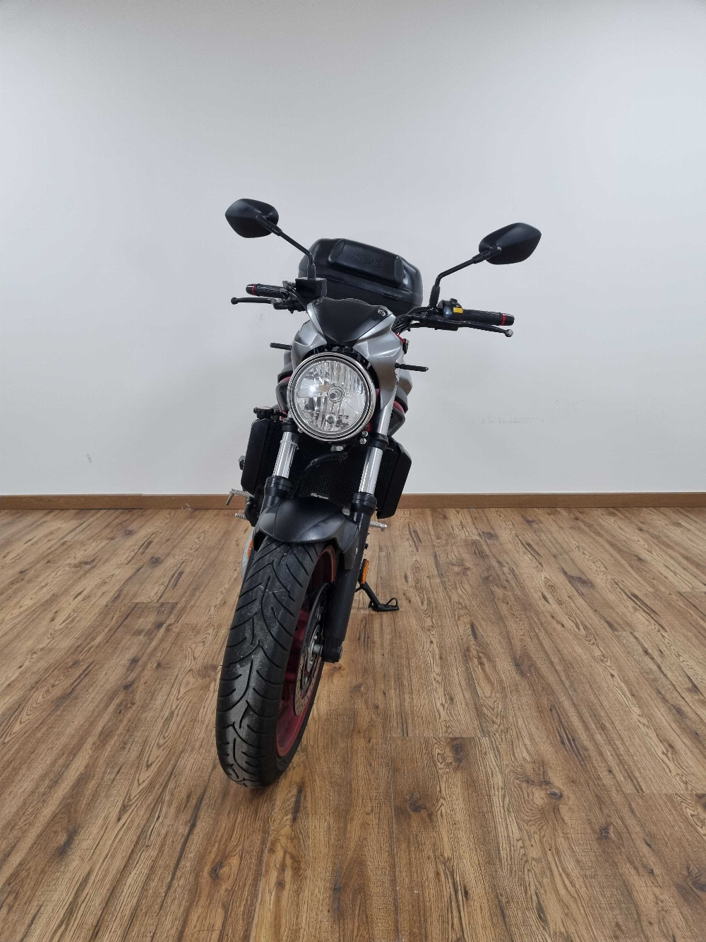 Suzuki SV 650 2019 vue avant