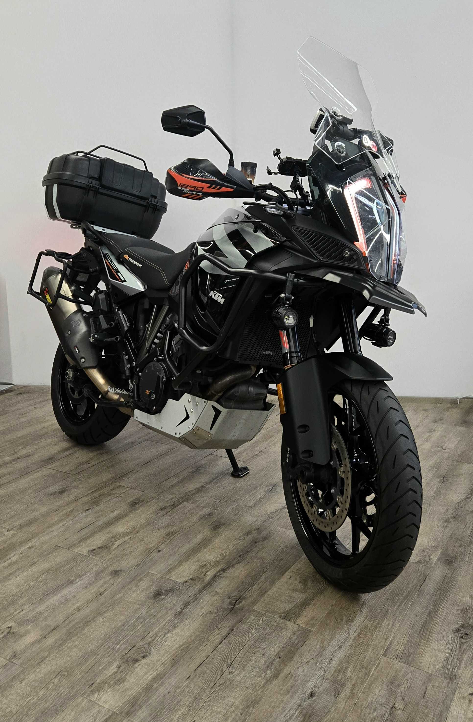 KTM 1290 Super Adventure S 2020 HD vue 3/4 droite