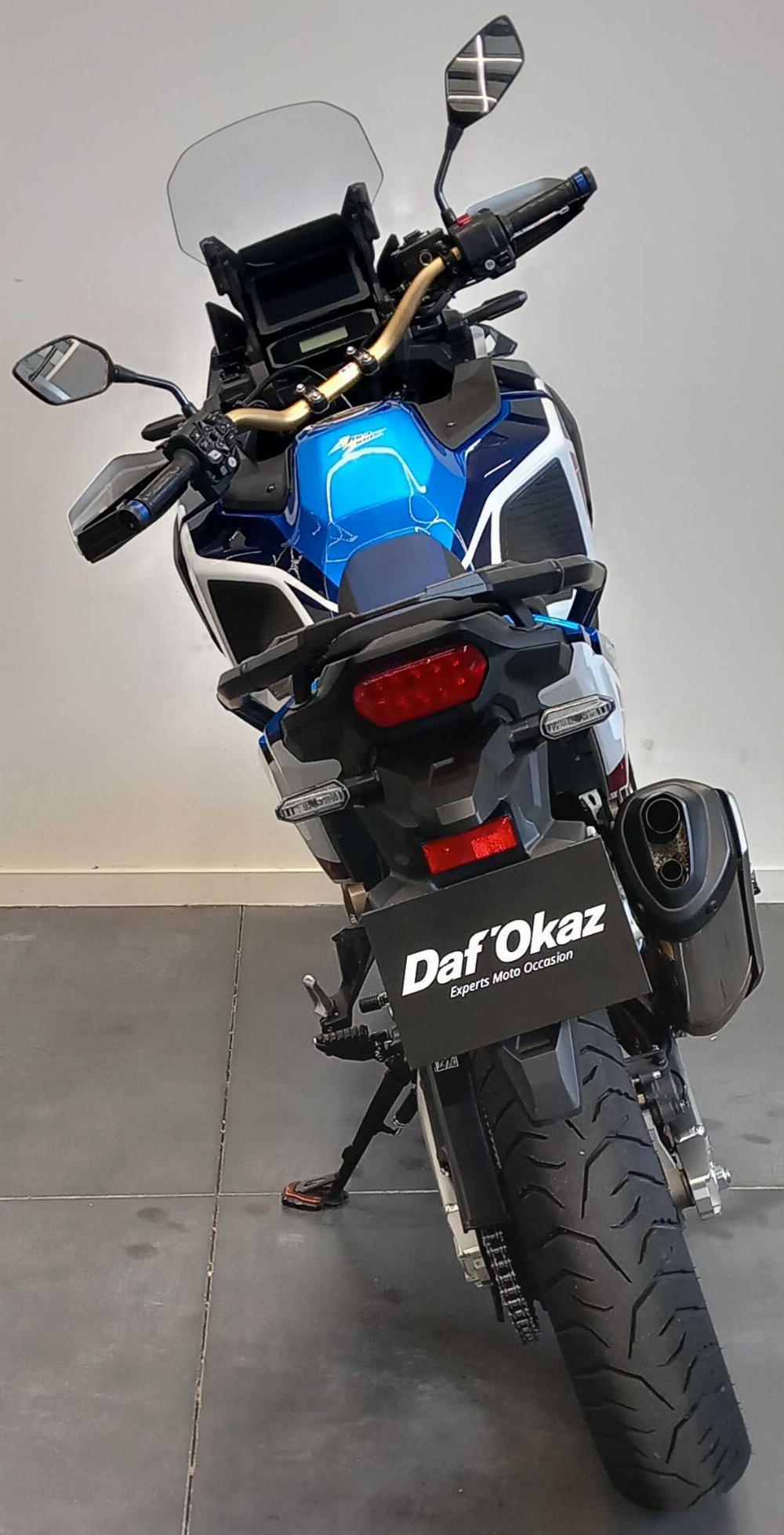 Honda AFRICA TWIN ADVENTURE SPORT 2023 vue arrière