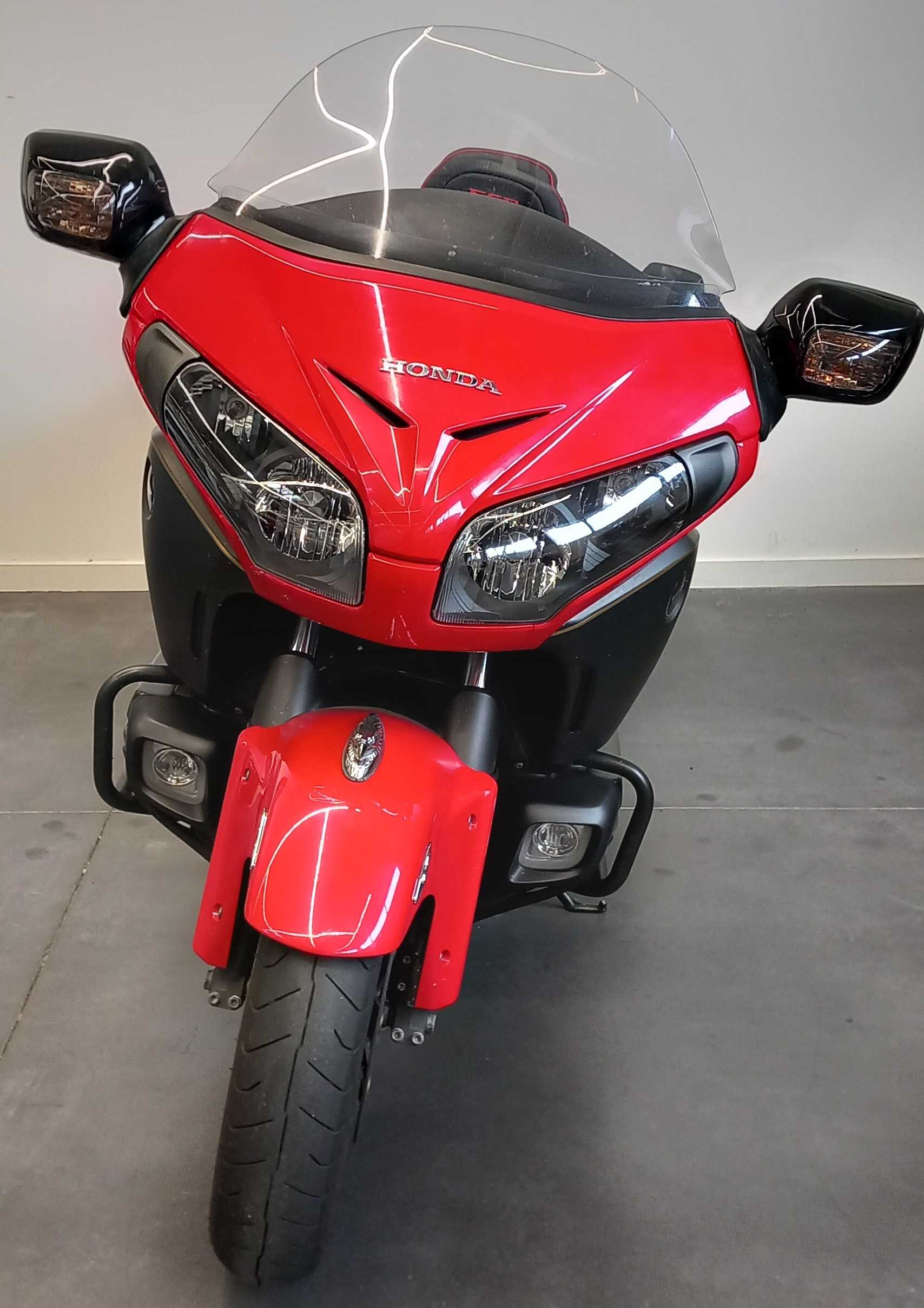 Honda GL 1800 Goldwing F6B 2014 HD vue avant