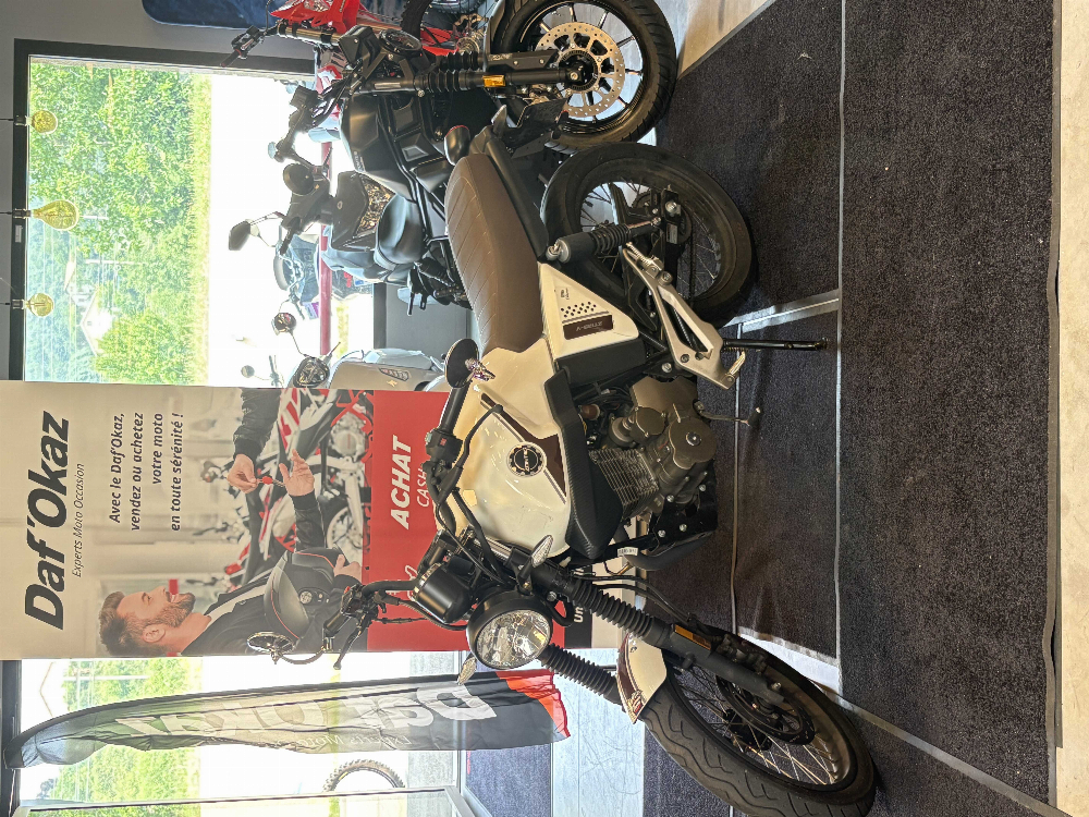 Zontes CAFE RACER 125 CAFE RACER 125 2018 vue 3/4 droite