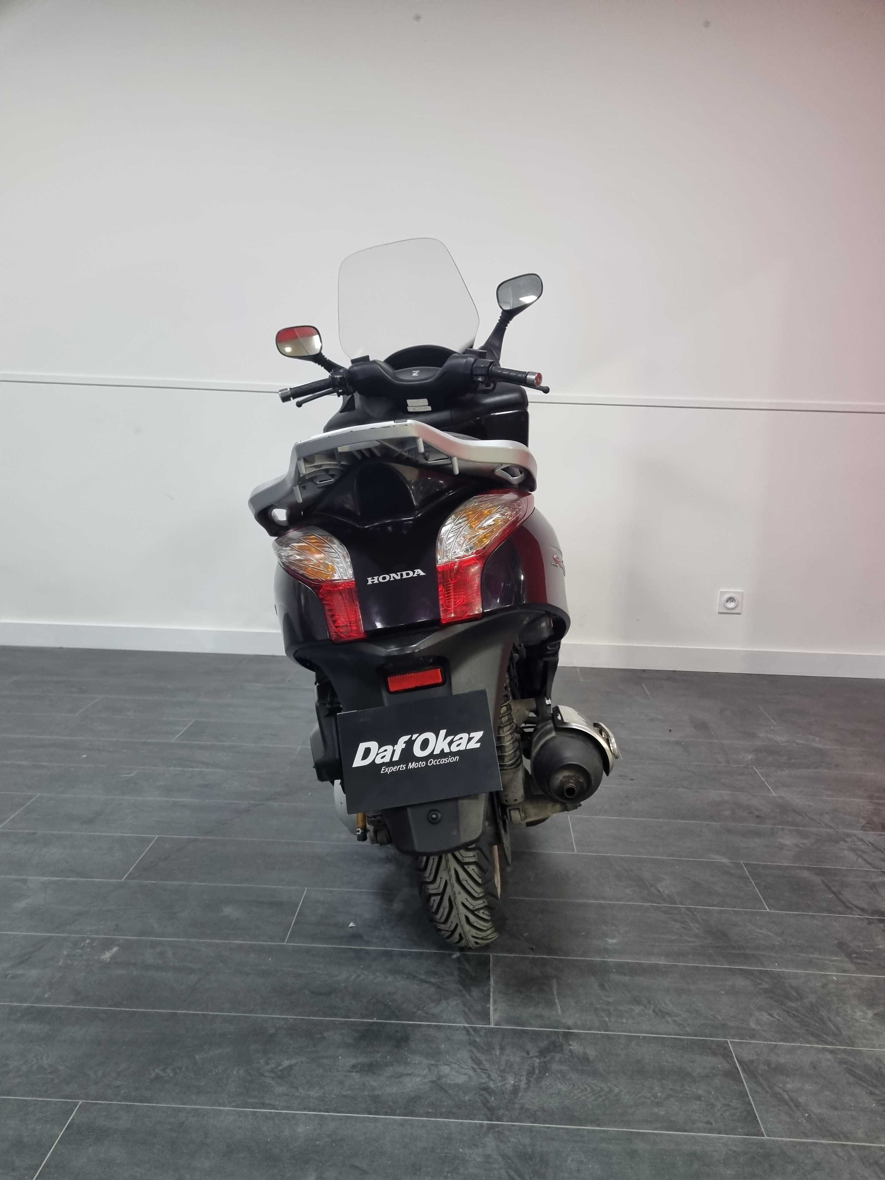 Honda FES 125 S-Wing ABS 2007 HD vue arrière