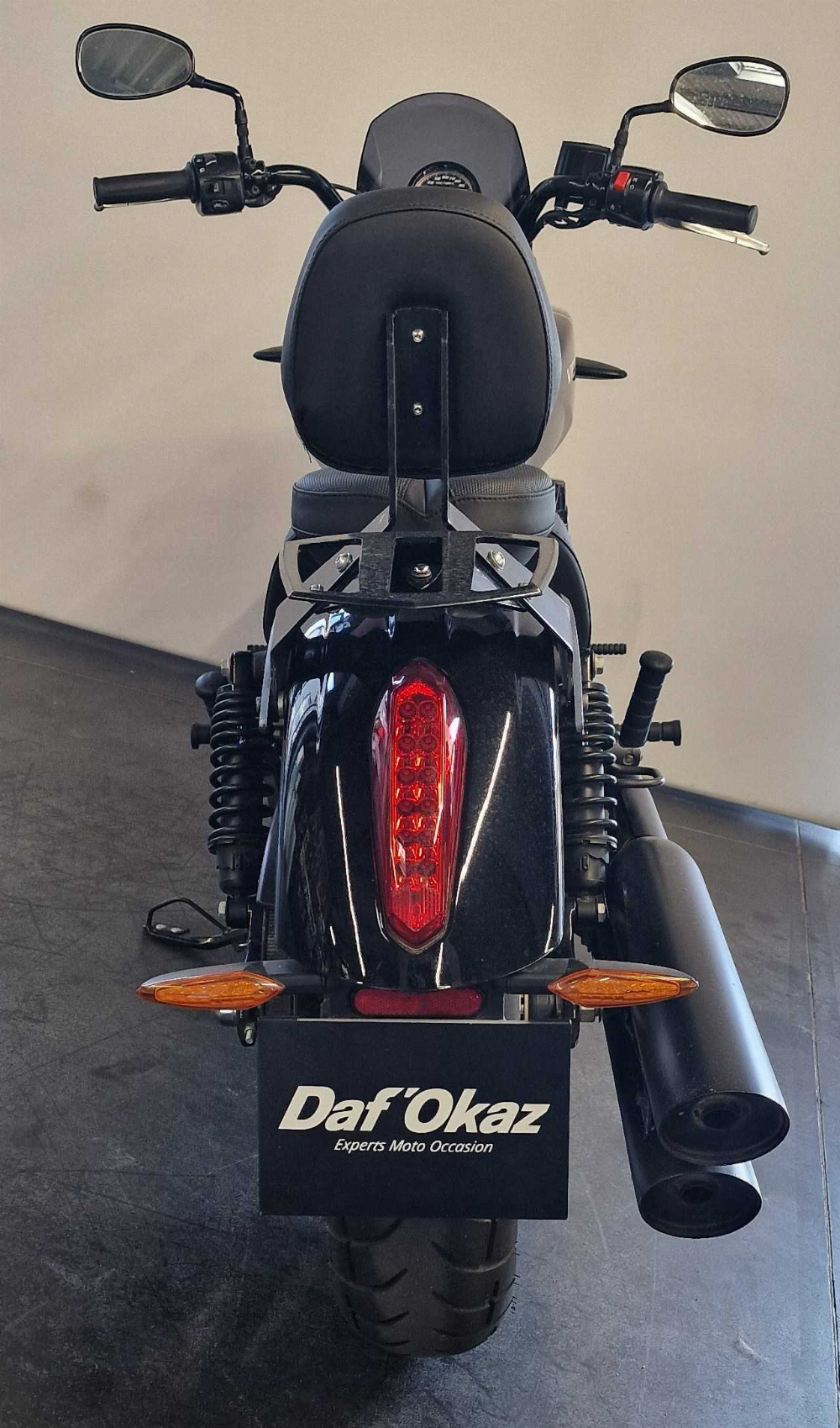 Victory OCTANE 1200 2017 vue arrière