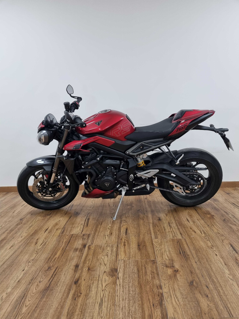 Triumph 765 Street Triple RS 2021 vue gauche