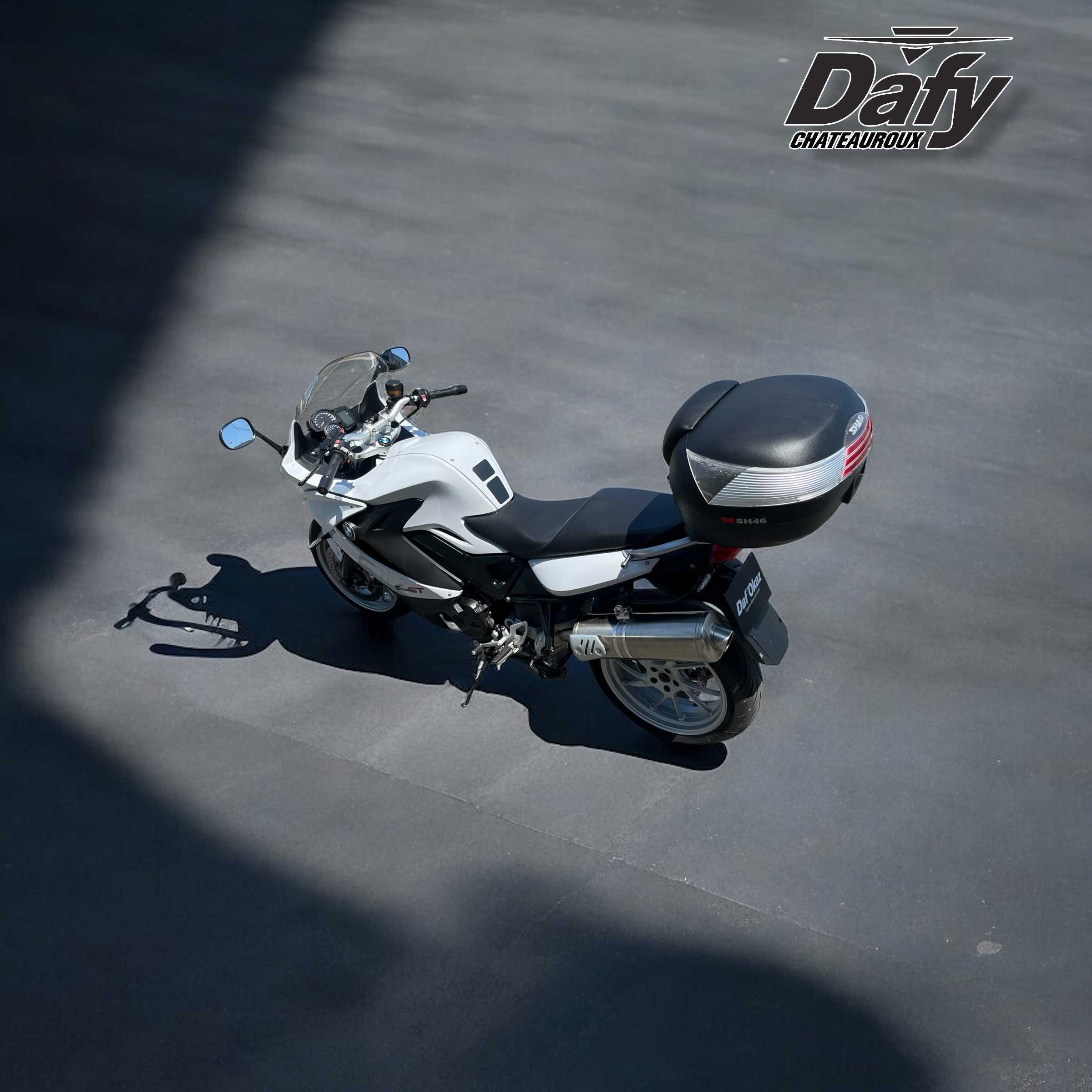 BMW F 800 GT 2014 HD vue gauche