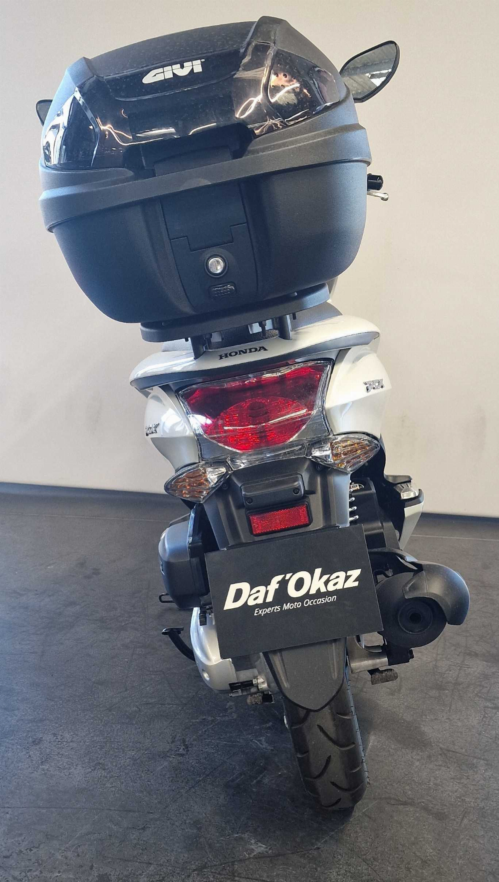 Honda PCX 125 2013 vue arrière